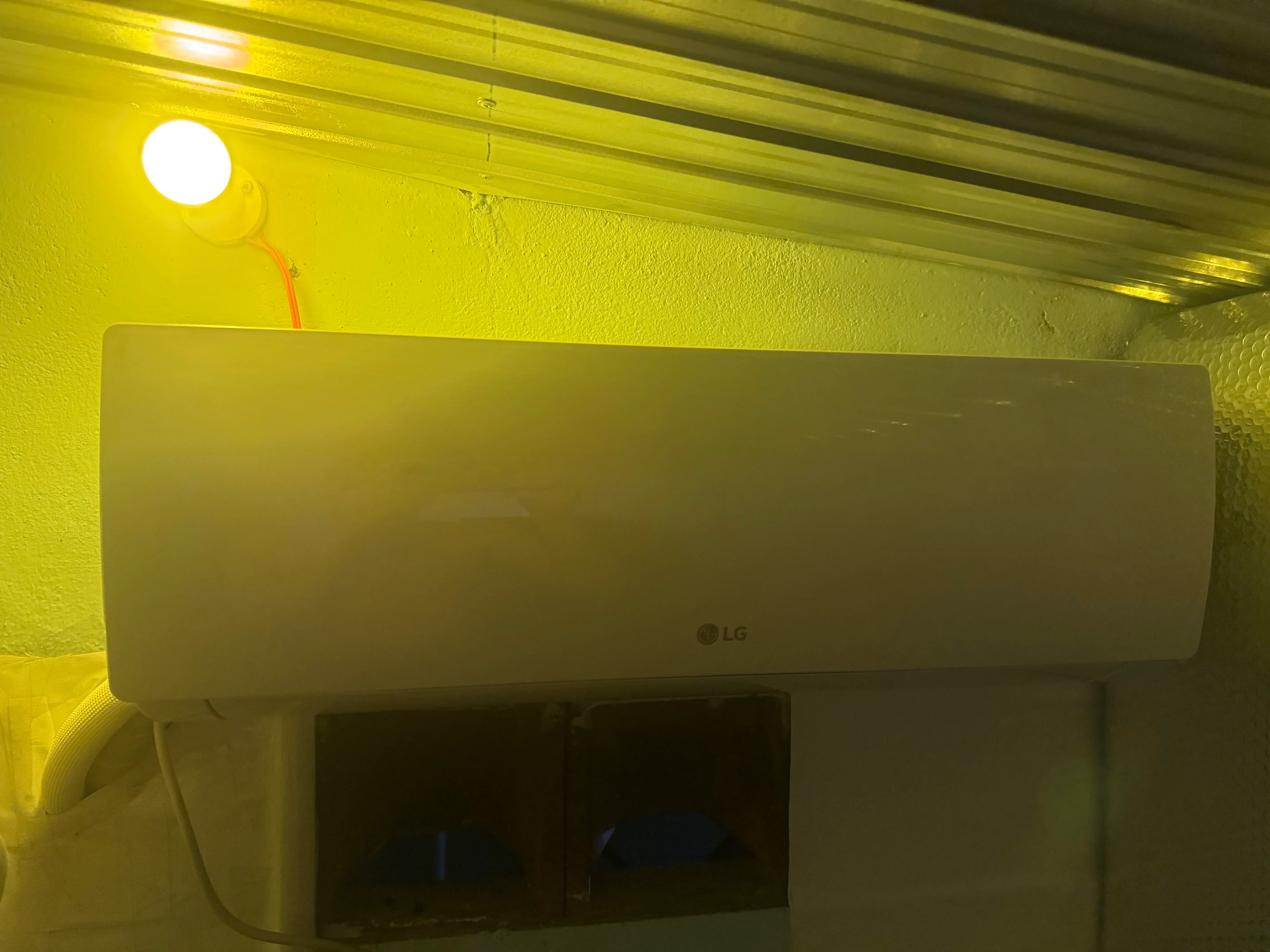 Khách hàng review Máy lạnh LG Inverter 1 HP IFC09M1 2