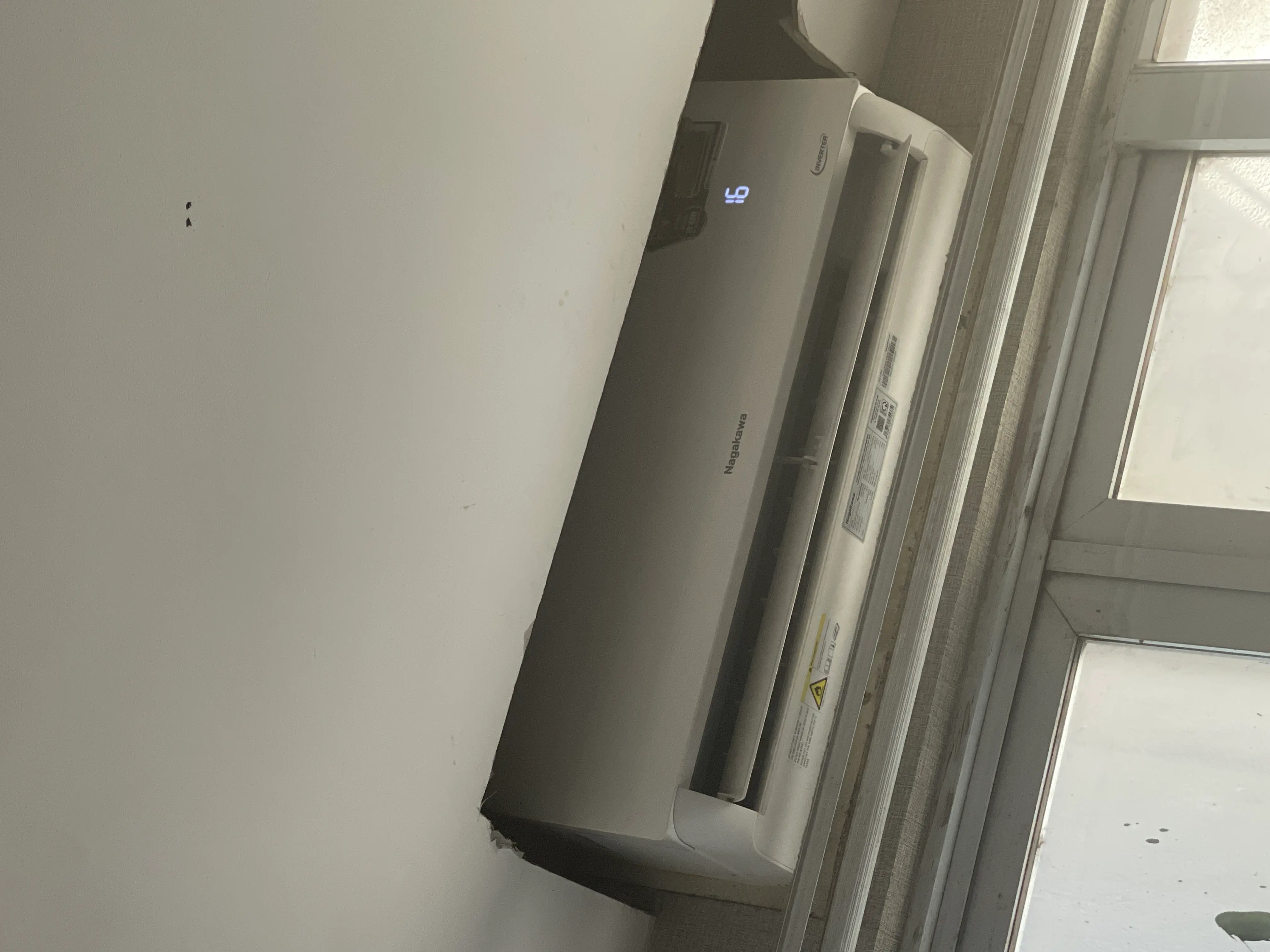 Khách hàng review Máy lạnh Nagakawa Inverter 1 HP NIS-C09R2T28 1