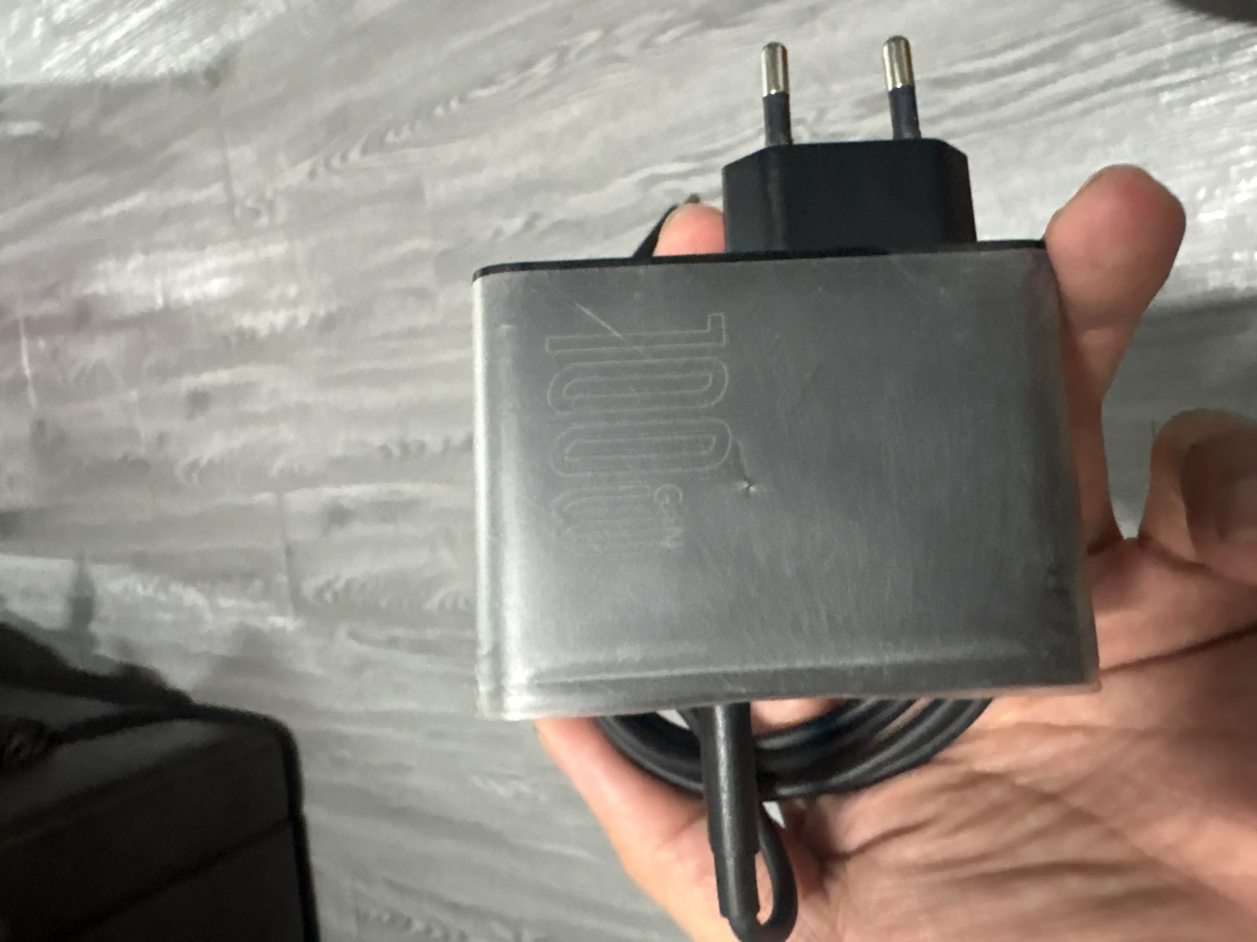 Khách hàng review Bộ sạc nhanh 2 cổng USB Type-C QC3.0 PD 100W Baseus CCGAN100E5 kèm Cáp Type C - Type C 1