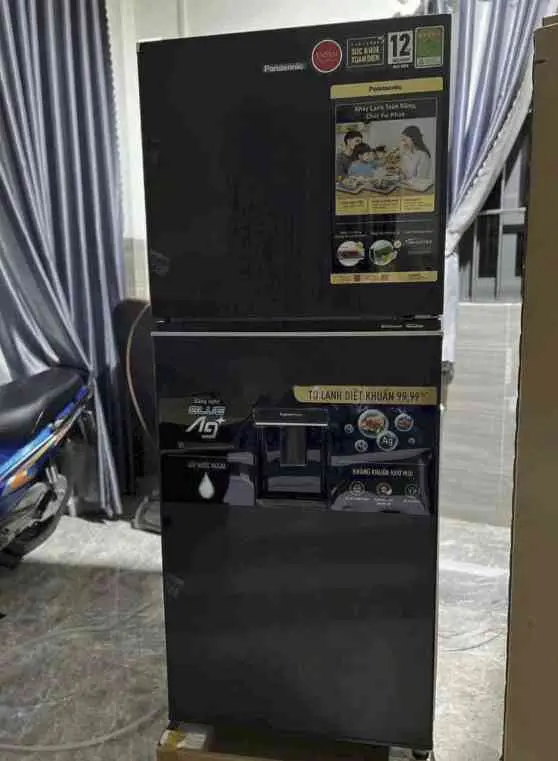 Khách hàng review Tủ lạnh Panasonic Inverter 366 lít NR-TL381GVKV 4