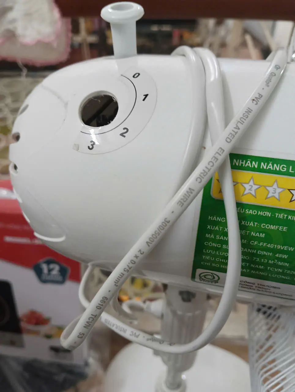Khách hàng review Quạt lửng Comfee 3 cánh CF-FF4019VEW 48W 1