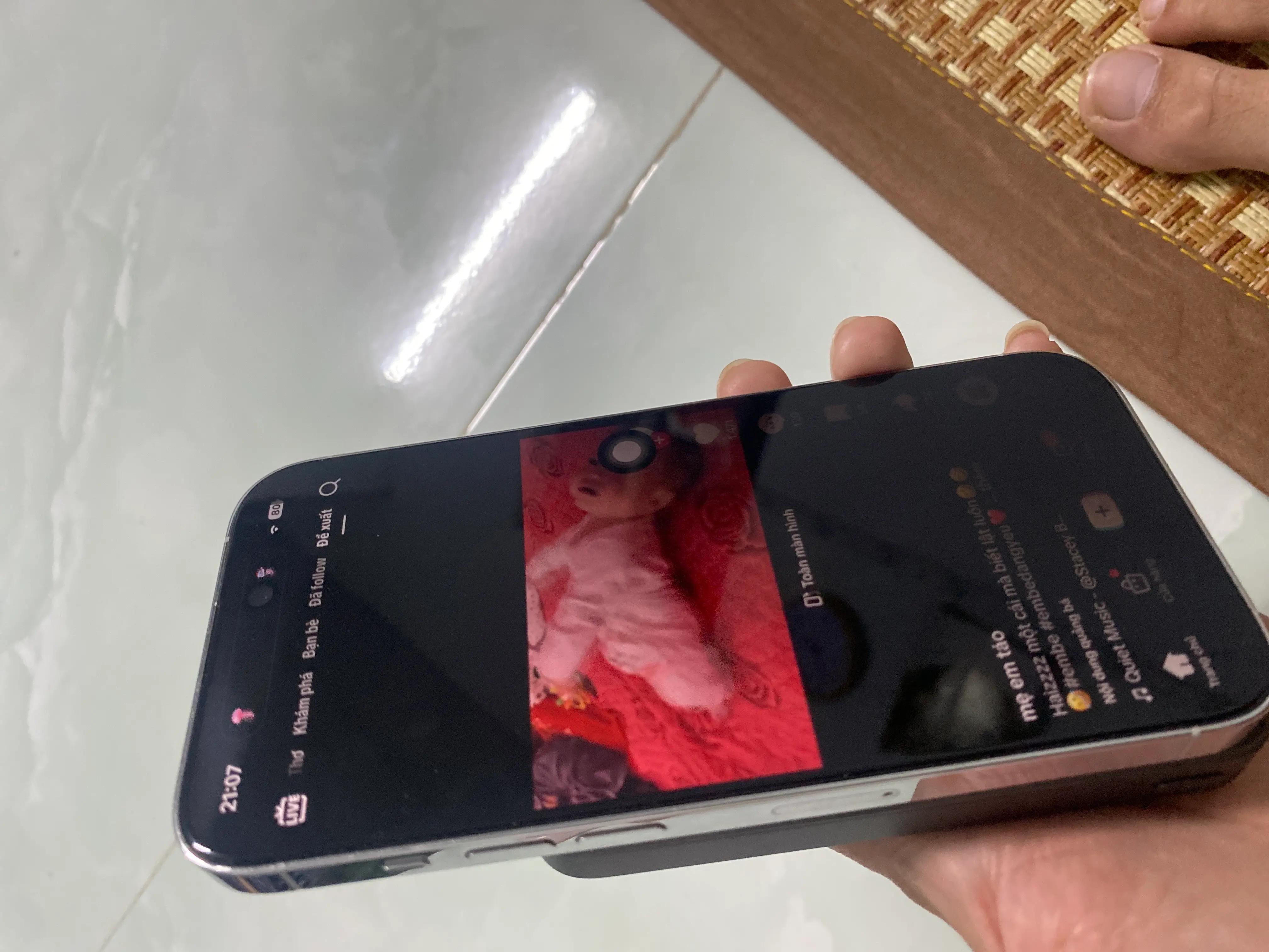 Khách hàng review Pin sạc dự phòng 10000mAh Không dây Magnetic Qi2 Type C PD 30W Xmobile JP387 1