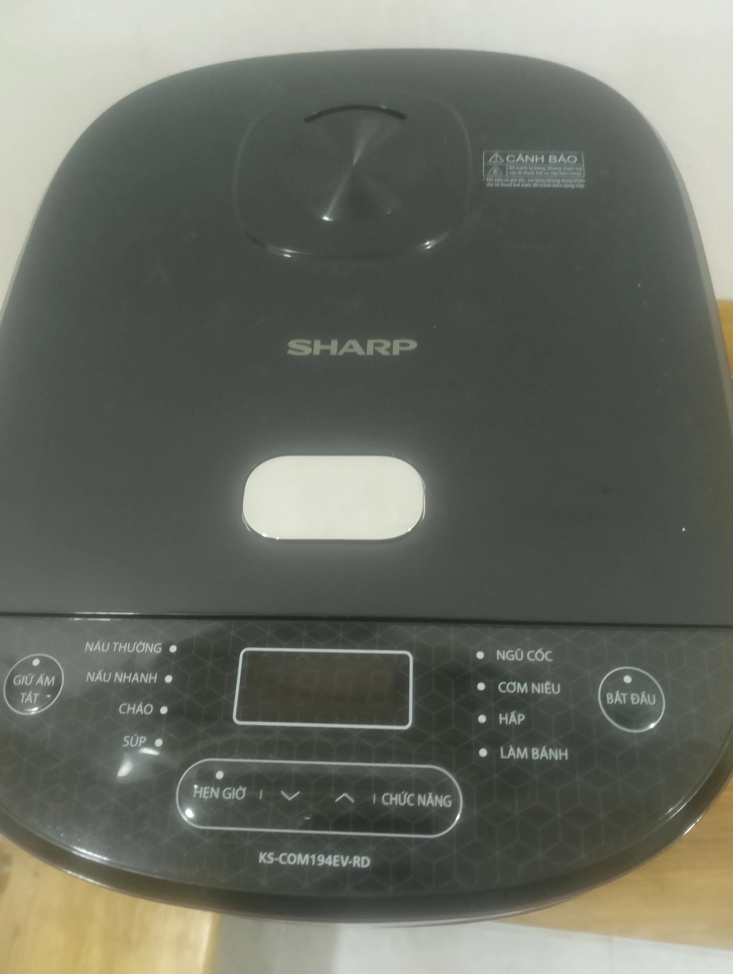 Khách hàng review Nồi cơm điện tử Sharp 1.8 lít KS-COM194EV-RD 2