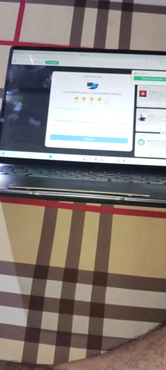 Khách hàng review Laptop CHUWI CoreBook X i5 8259U/16GB/512GB/Win10 2