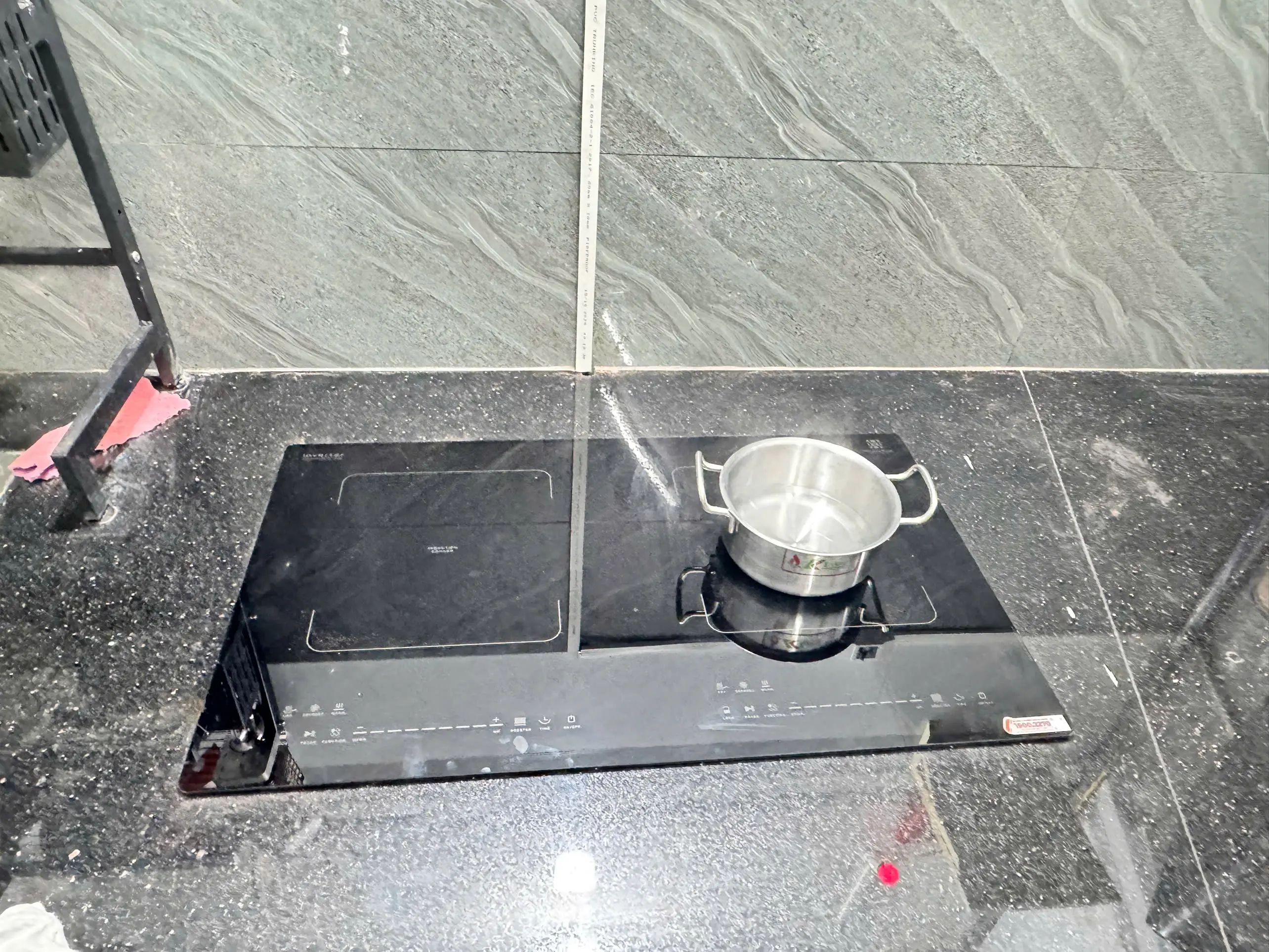 Khách hàng review Bếp từ hồng ngoại âm Hawonkoo CEH-262 4800W 10