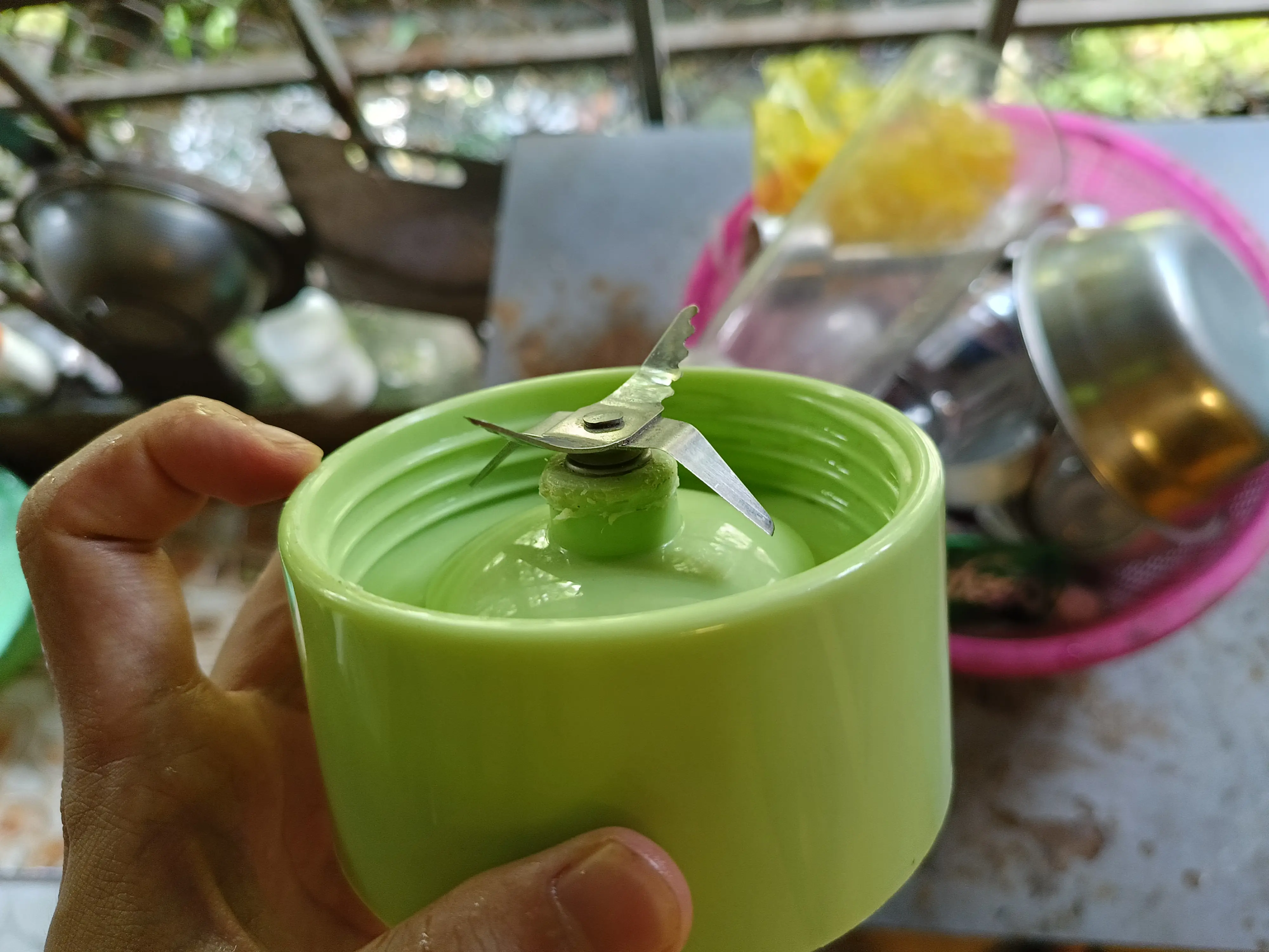 Khách hàng review Máy xay sinh tố đa năng Sunhouse SHD 5112 Xanh 1