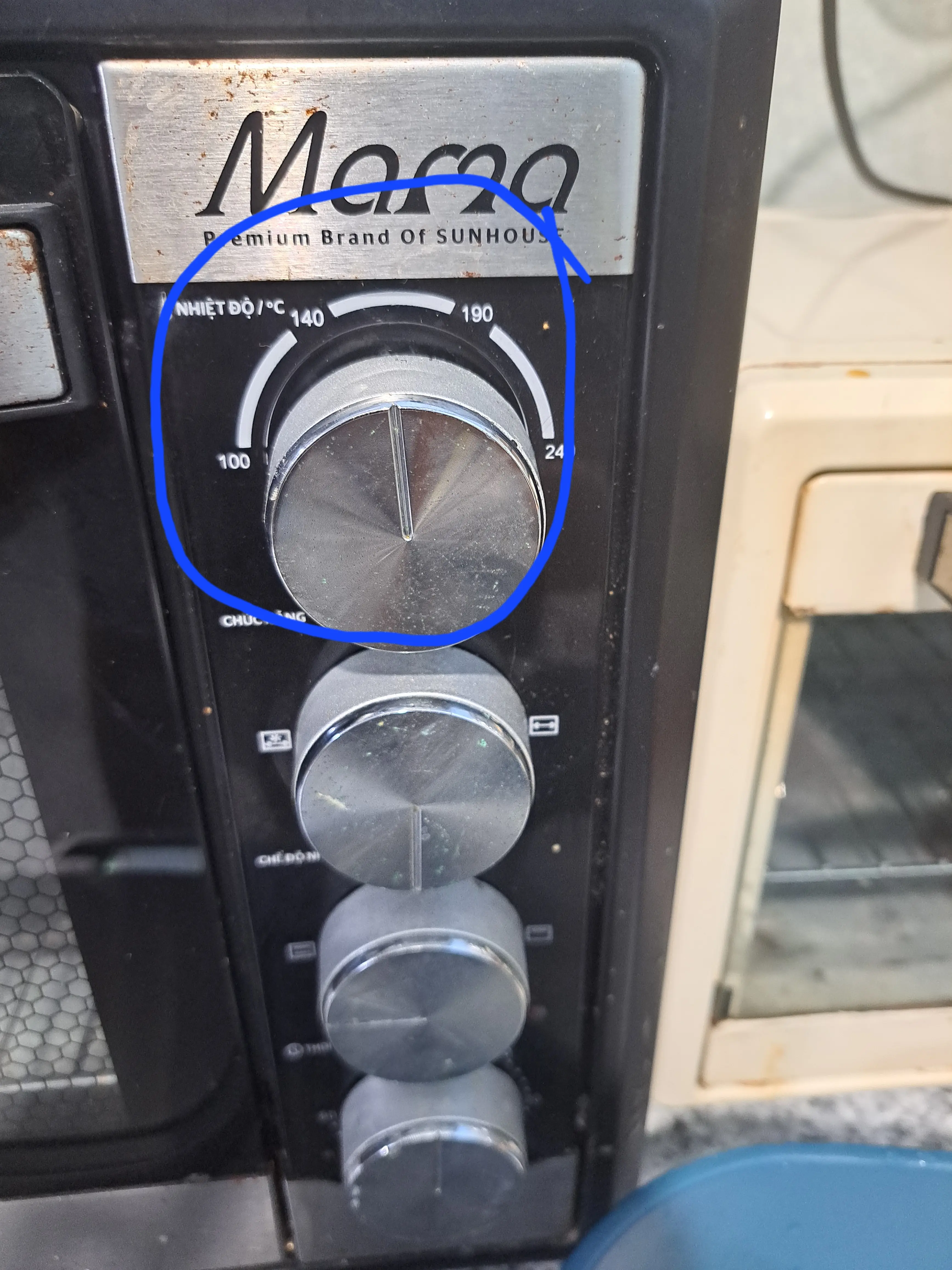 Khách hàng review Lò nướng Sunhouse Mama SHD4250S 50 lít 3