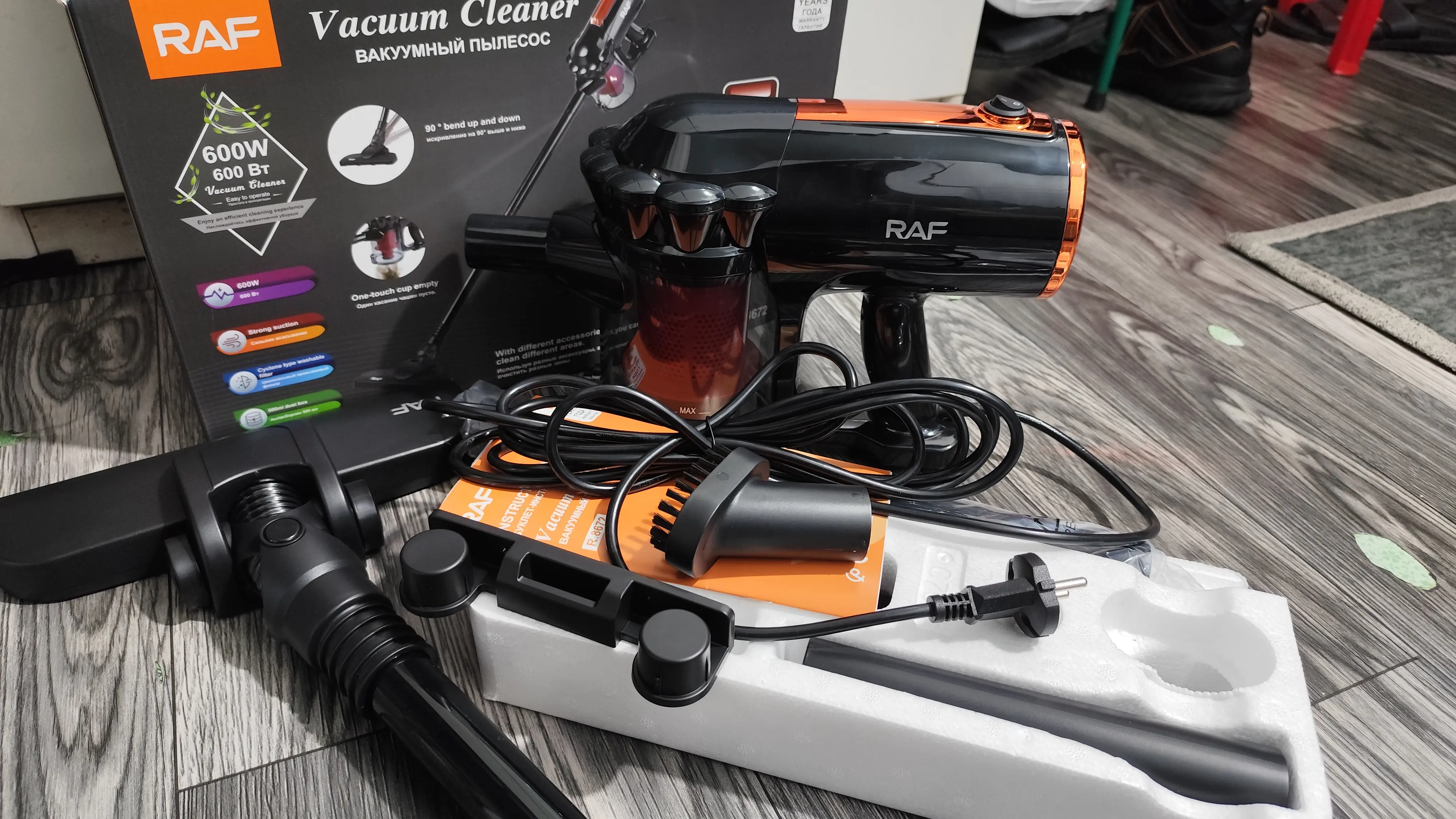Khách hàng review Máy hút bụi cầm tay RAF R.8672 - Đen 3