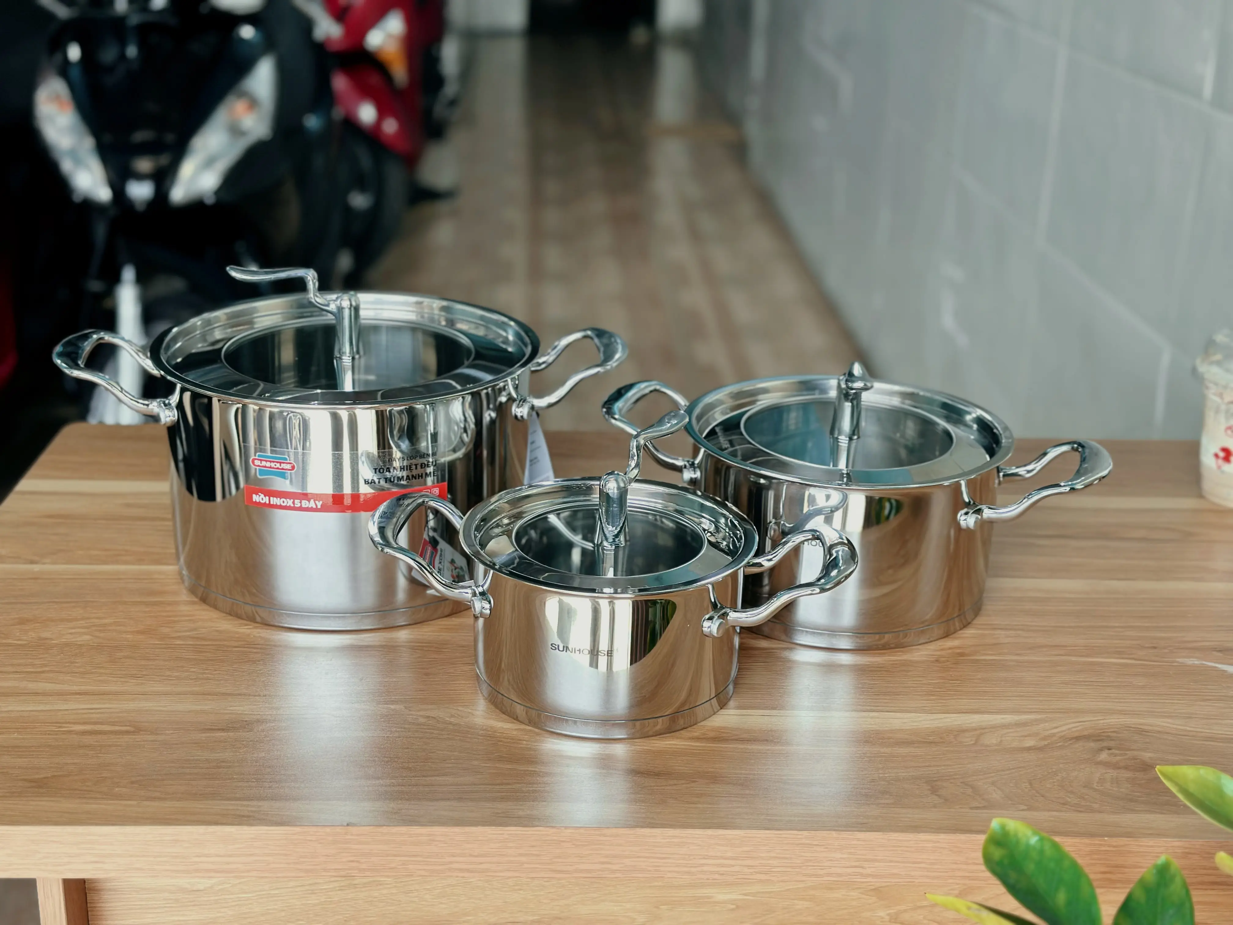 Khách hàng review Bộ 3 nồi inox 5 đáy nắp kính Sunhouse SHG2503MSA 1