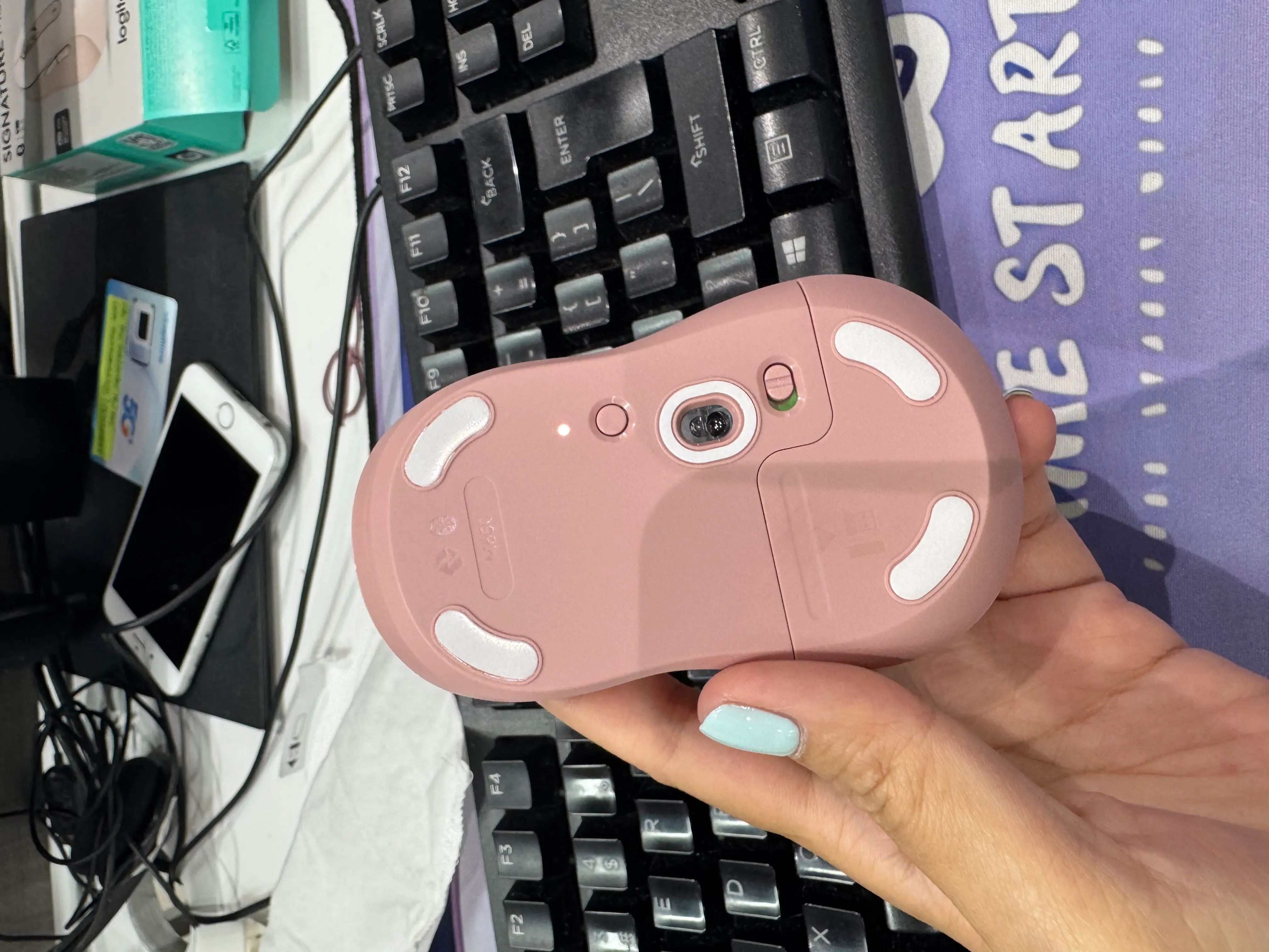 Khách hàng review Chuột Bluetooth Silent Logitech Signature M650 1