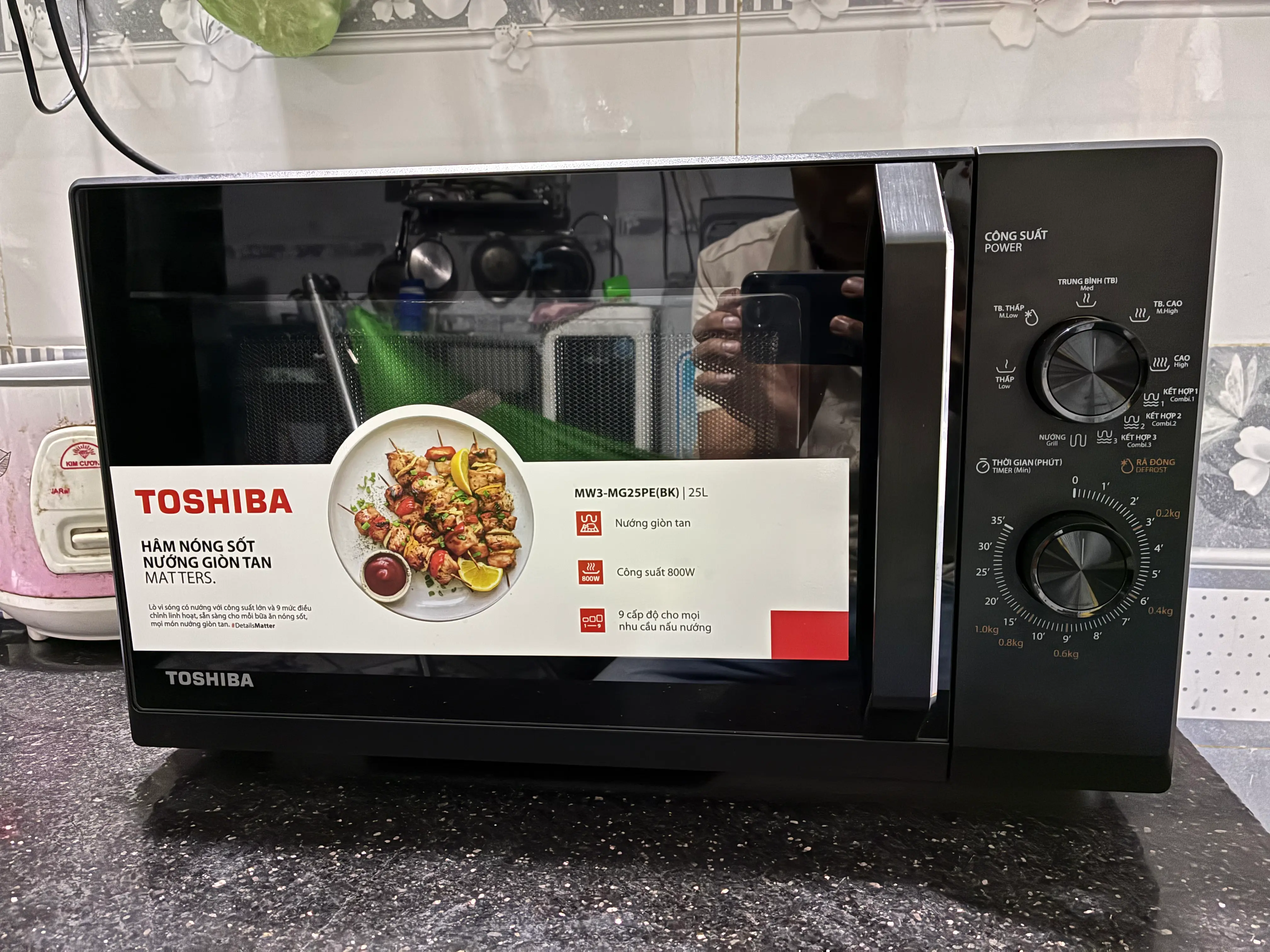 Khách hàng review Lò vi sóng có nướng Toshiba MW3-MG25PE(BK) 25 lít 1