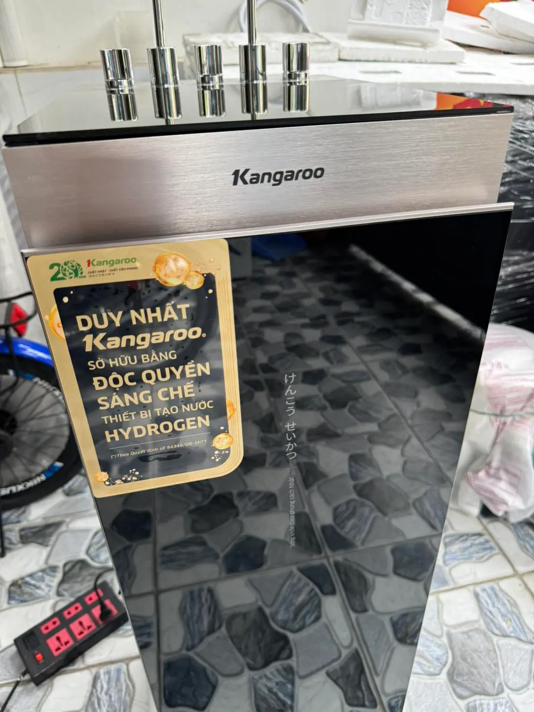 Khách hàng review Máy lọc nước RO nóng nguội lạnh Hydrogen Kangaroo Sumire KG12A6 12 lõi 5