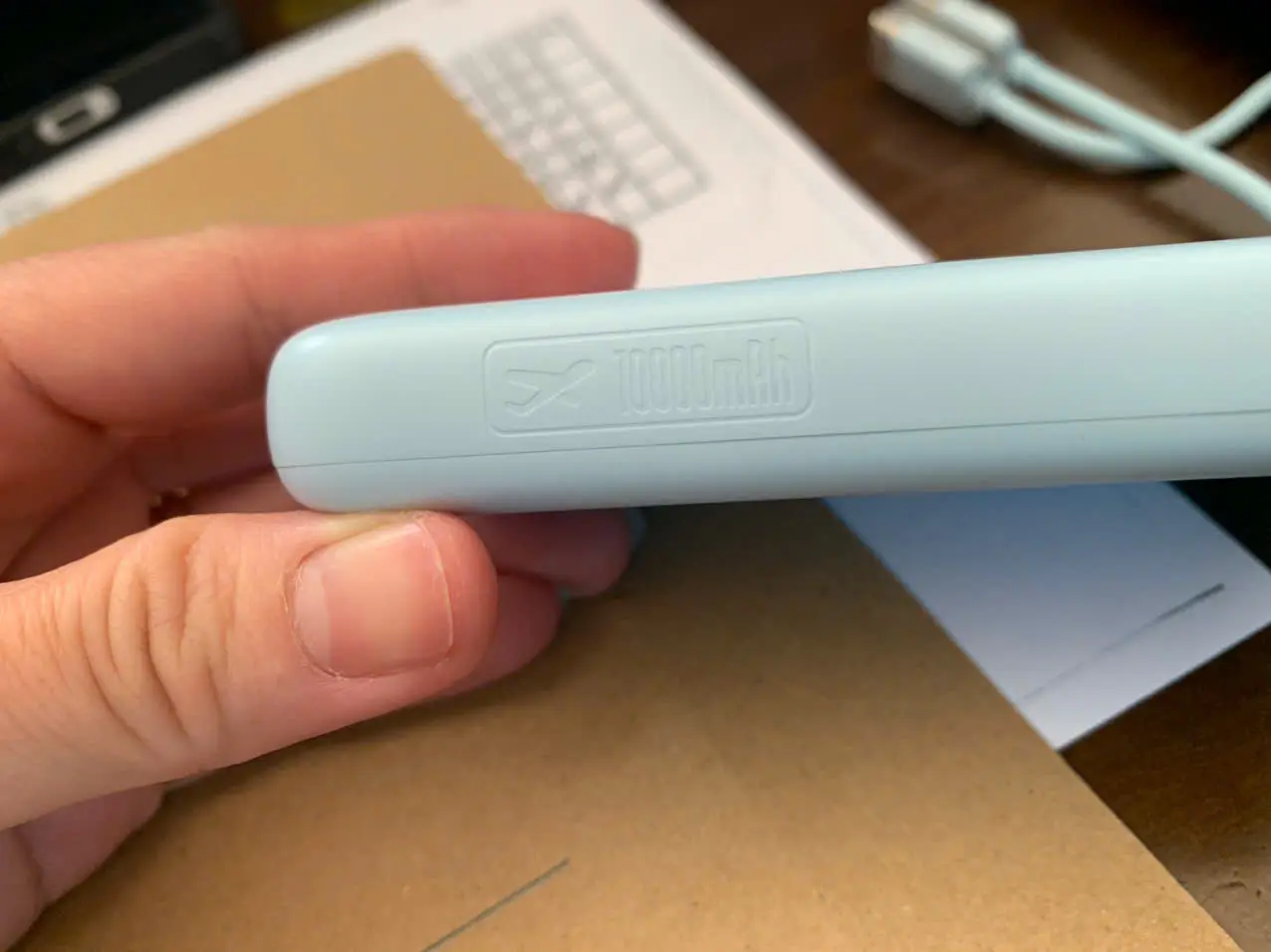 Khách hàng review Pin sạc dự phòng 10000mAh Type C PD QC 3.0 30W Baseus Comet Pro E0027X kèm Cáp Lightning và Type C 3