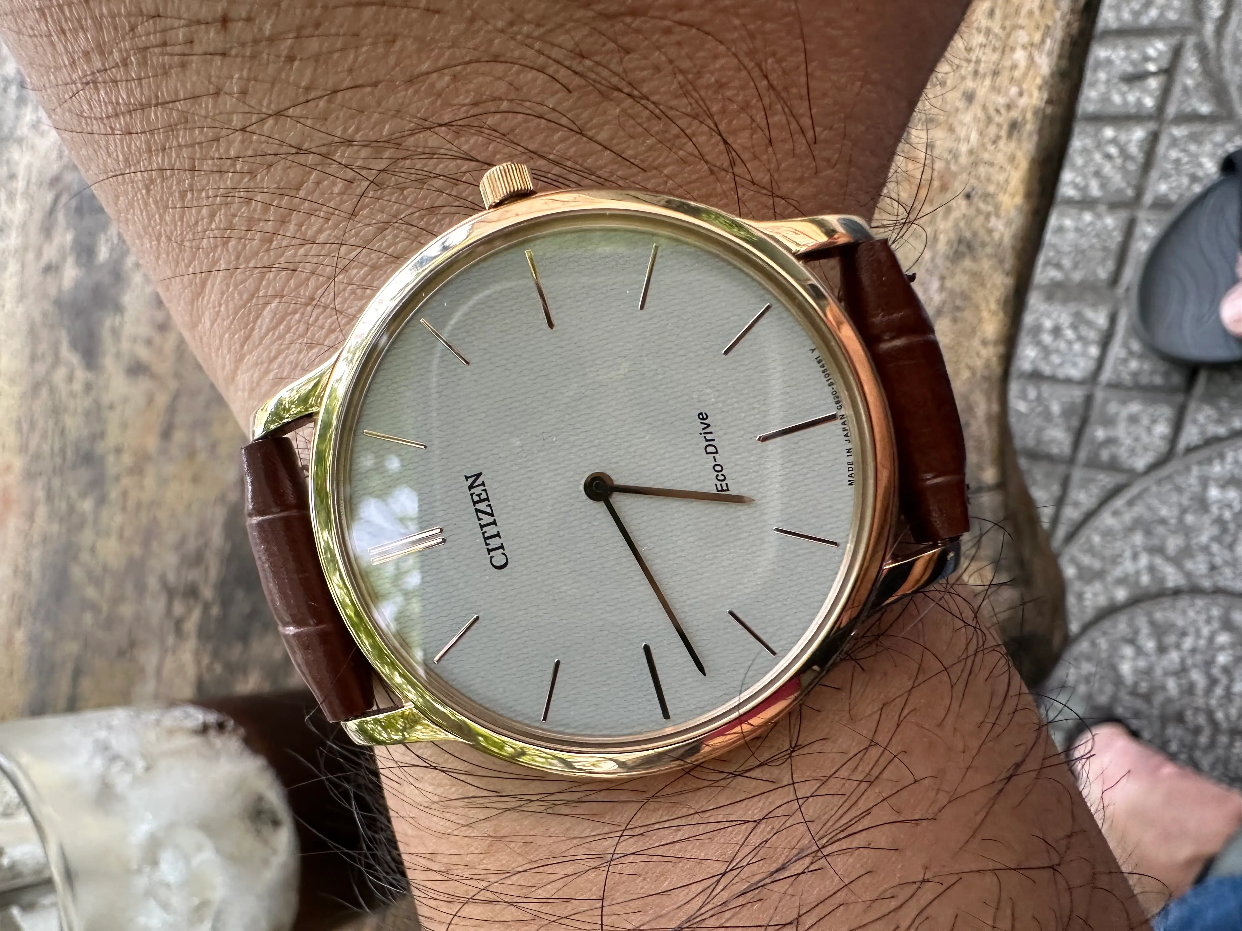 Khách hàng review Đồng hồ CITIZEN 39 mm Nam AR1113-12A 5