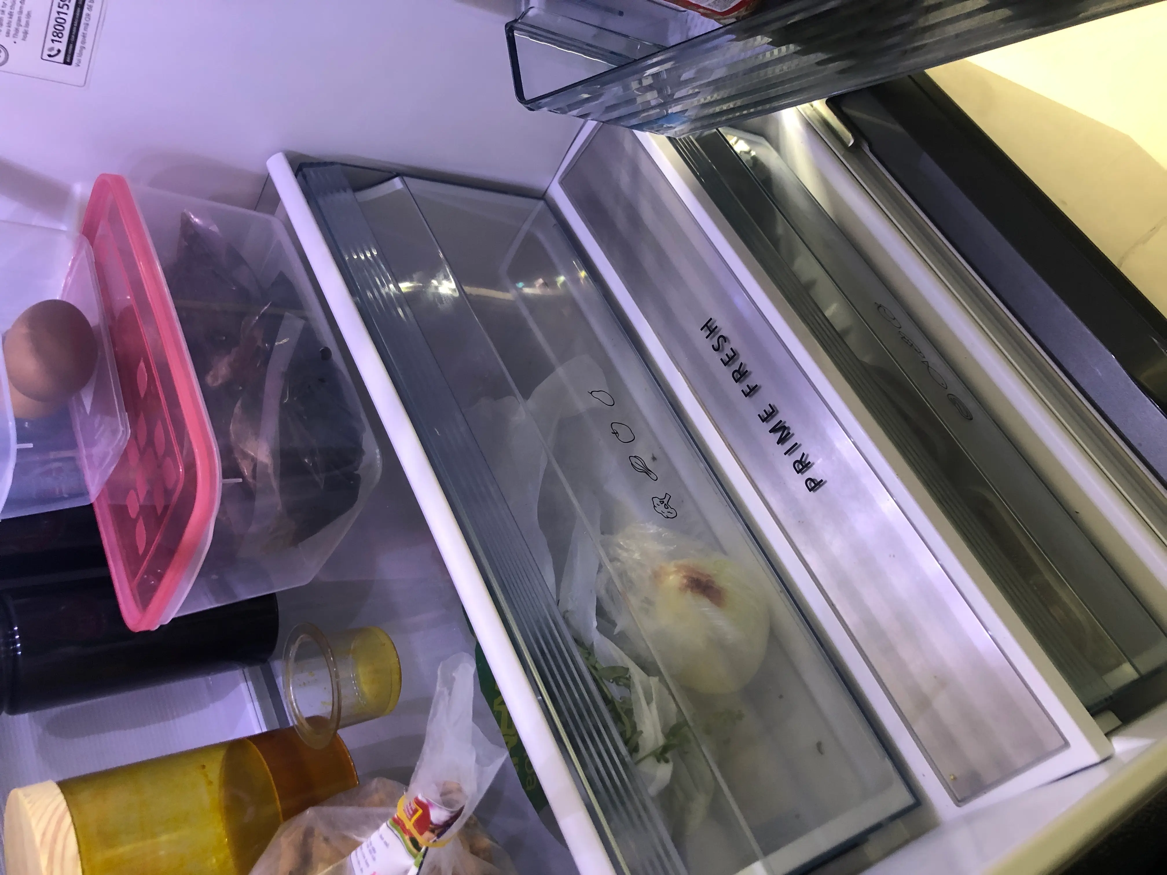 Khách hàng review Tủ lạnh Panasonic Inverter 251 lít NR-SP275CPAV 8