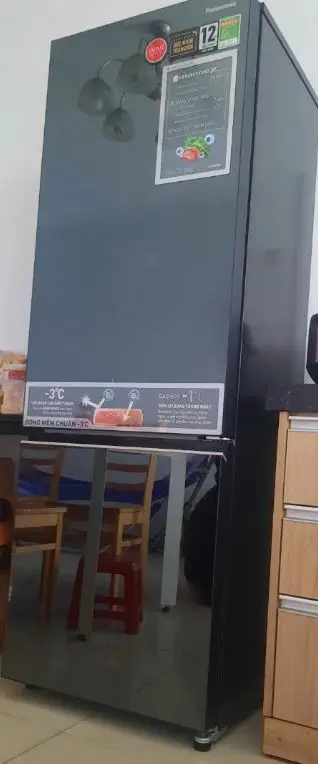 Khách hàng review Tủ lạnh Panasonic Inverter 325 lít NR-BC361VGMV 20