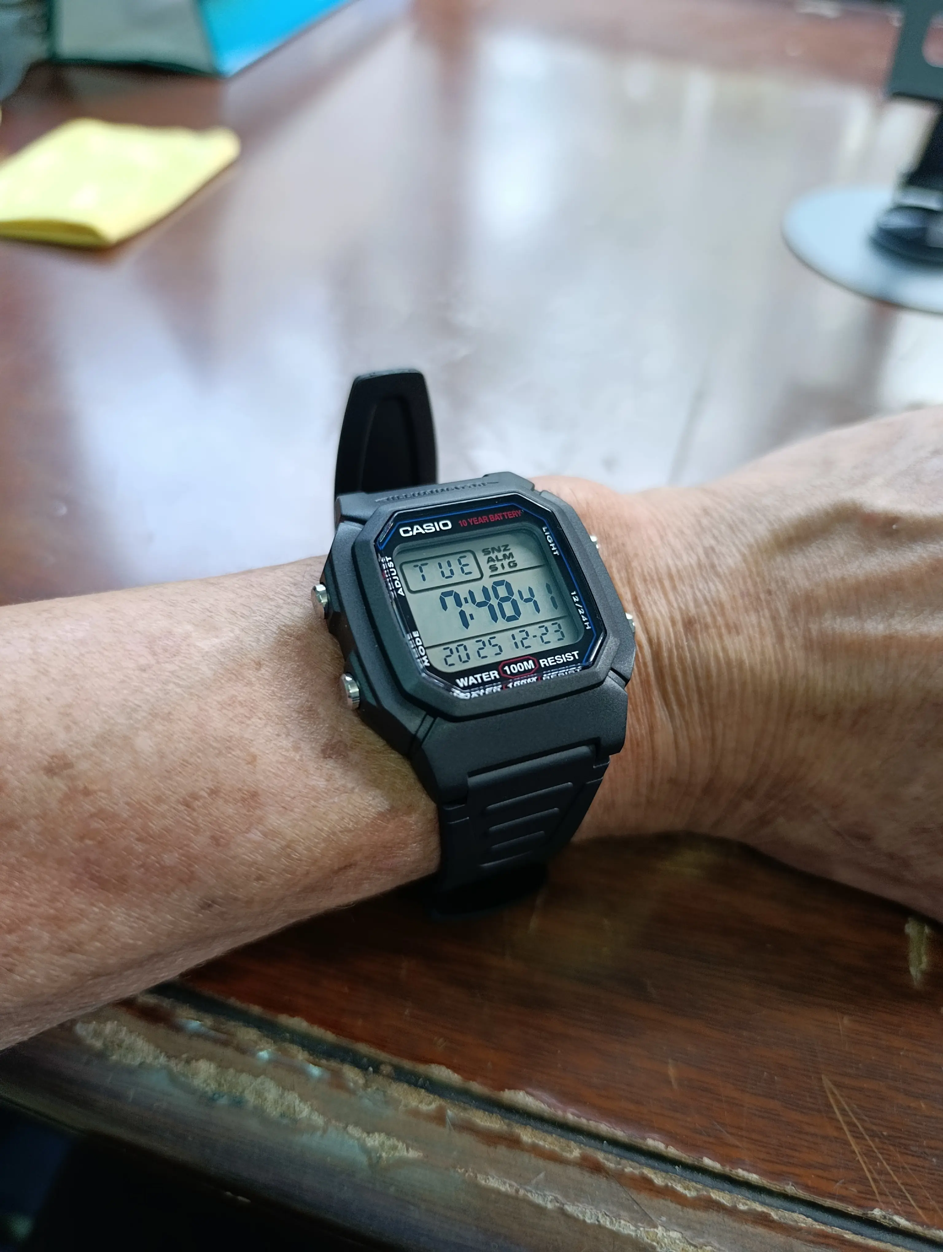 Khách hàng review Đồng hồ CASIO Timeless 36.8 mm Nam W-800H-1AVDF 3