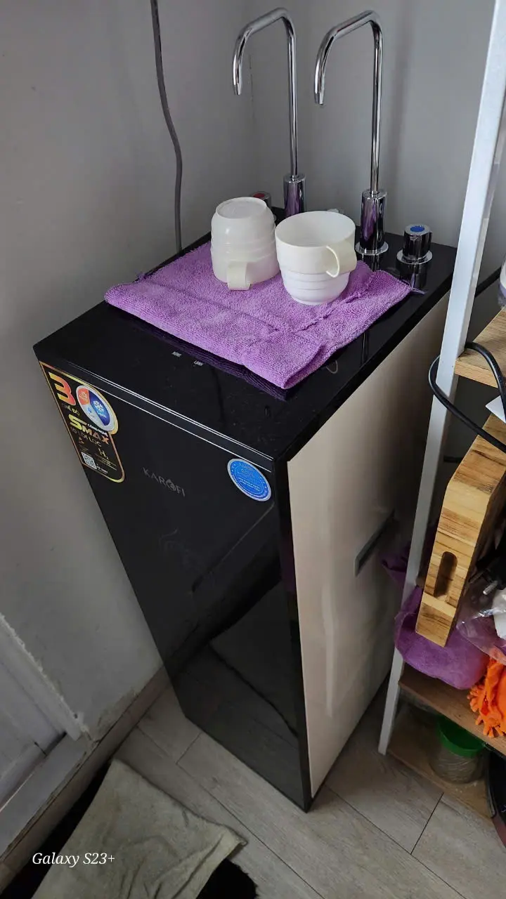 Khách hàng review Máy lọc nước RO nóng nguội lạnh Hydrogen Karofi KAD-X39 10 lõi 7