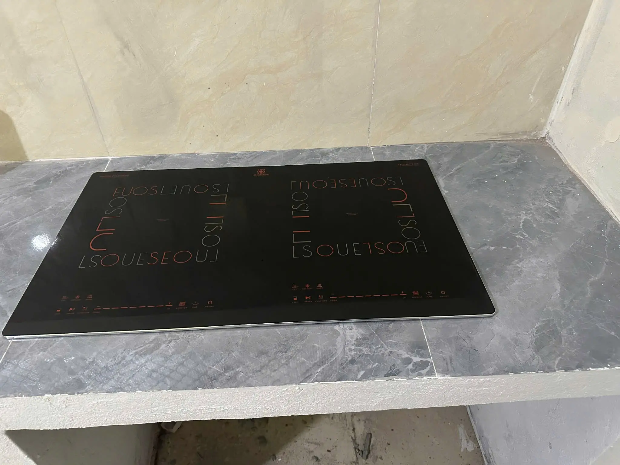 Khách hàng review Bếp từ đôi âm Hawonkoo CEH-288 5200W 18