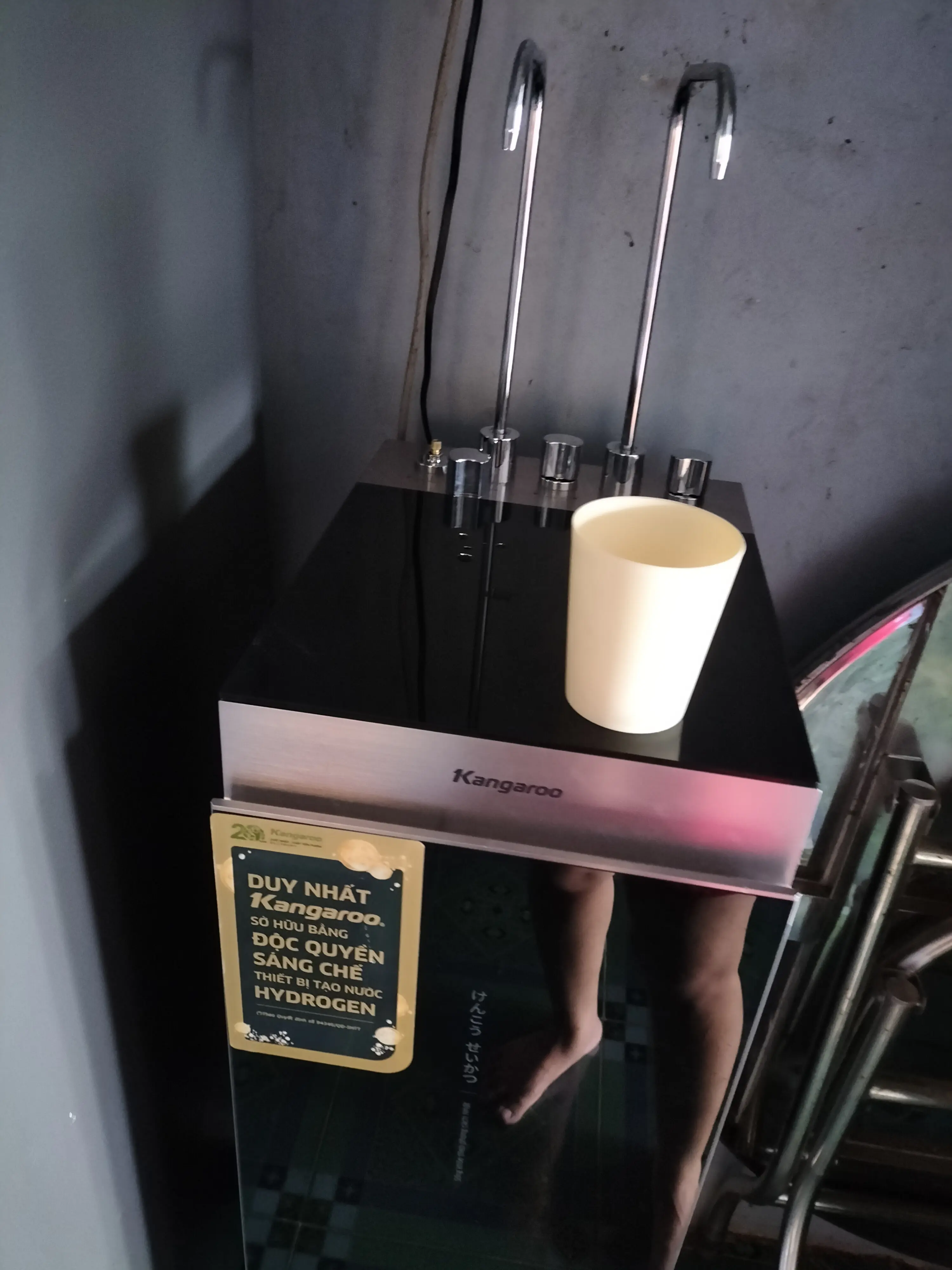 Khách hàng review Máy lọc nước RO nóng nguội lạnh Hydrogen Kangaroo Sumire KG12A8 12 lõi 1