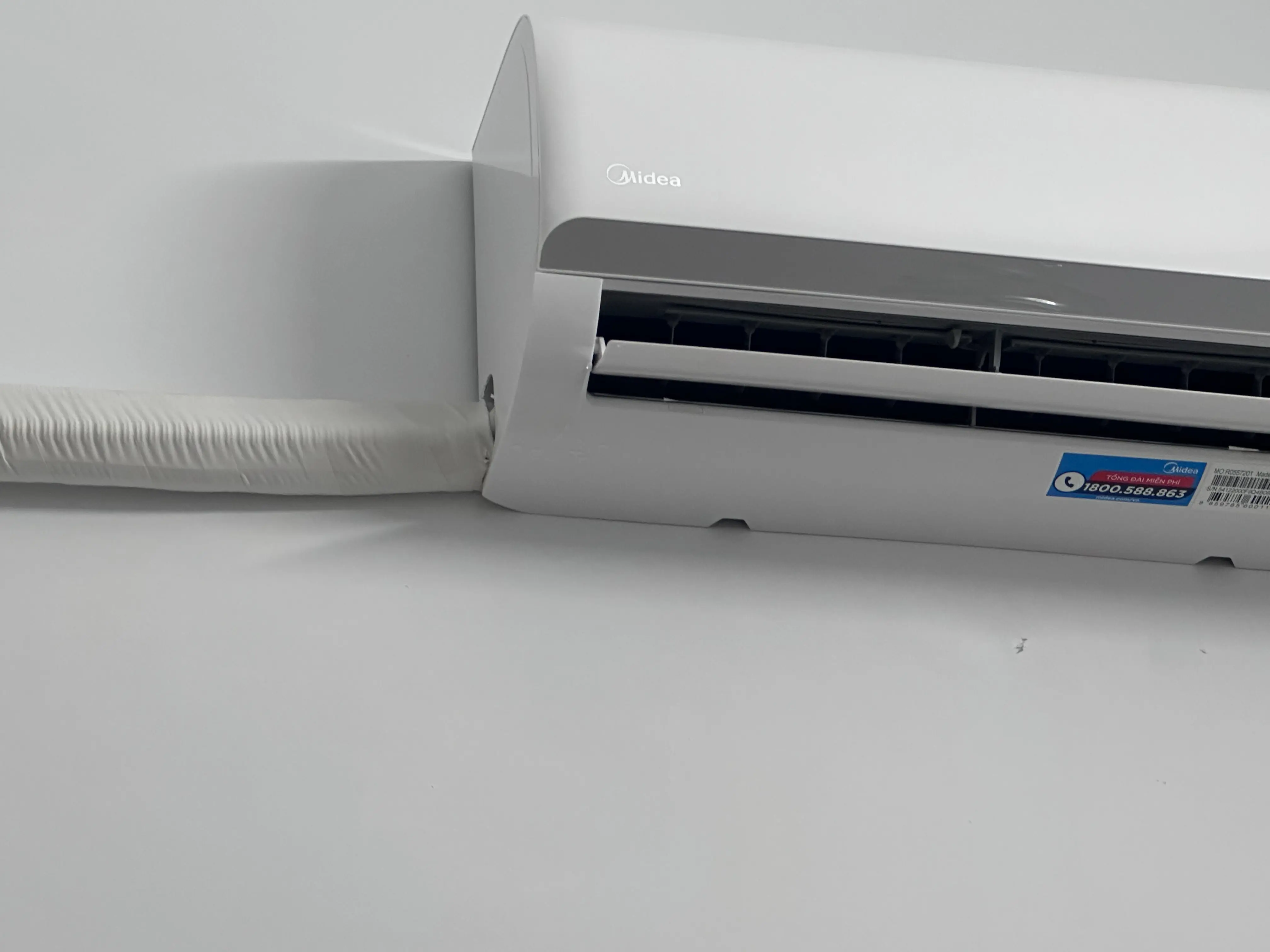 Khách hàng review Máy lạnh Midea Inverter 1 HP MAFA-09CDN8 7