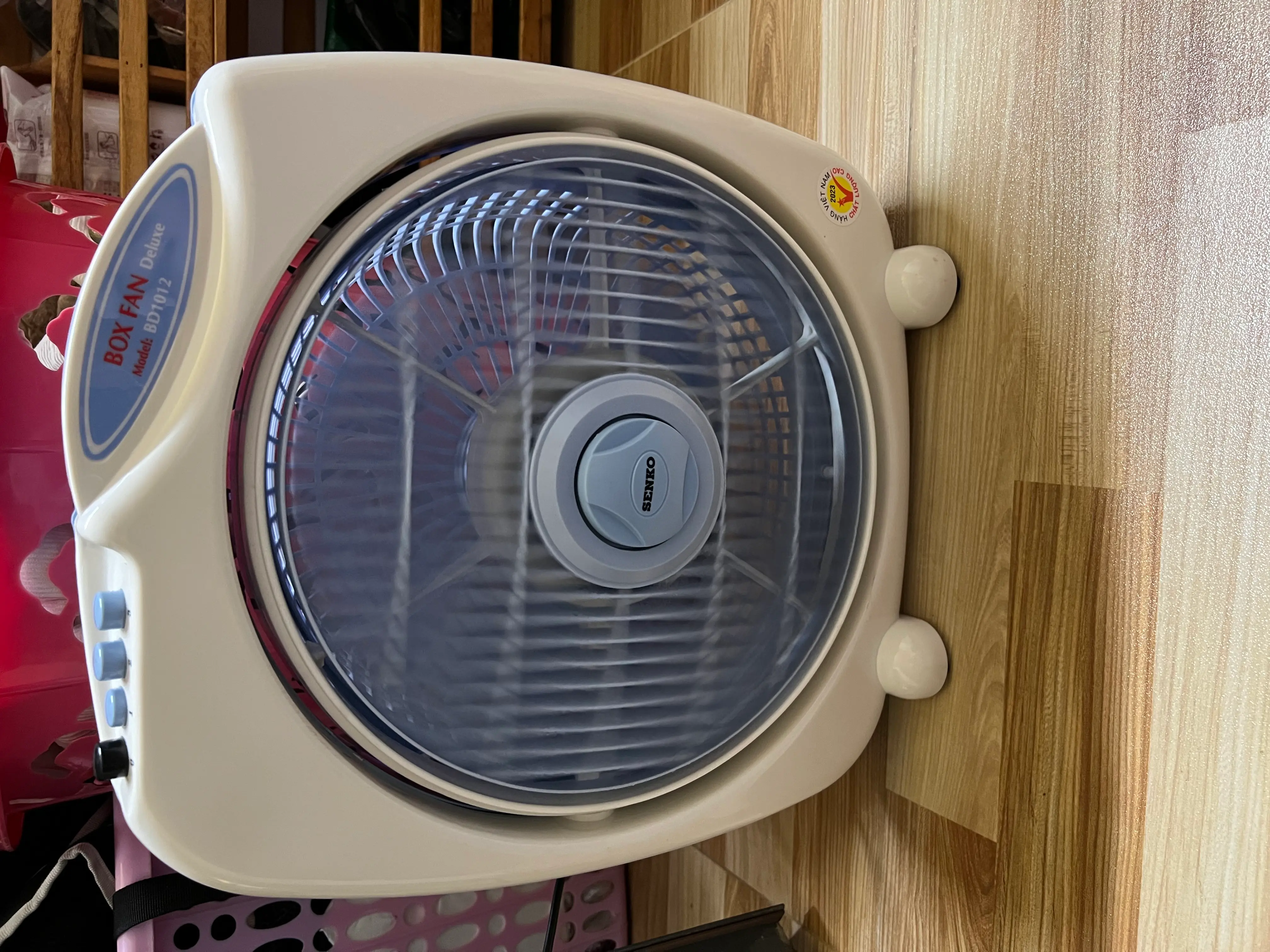 Khách hàng review Quạt hộp Senko 3 cánh BD1012 40W 1