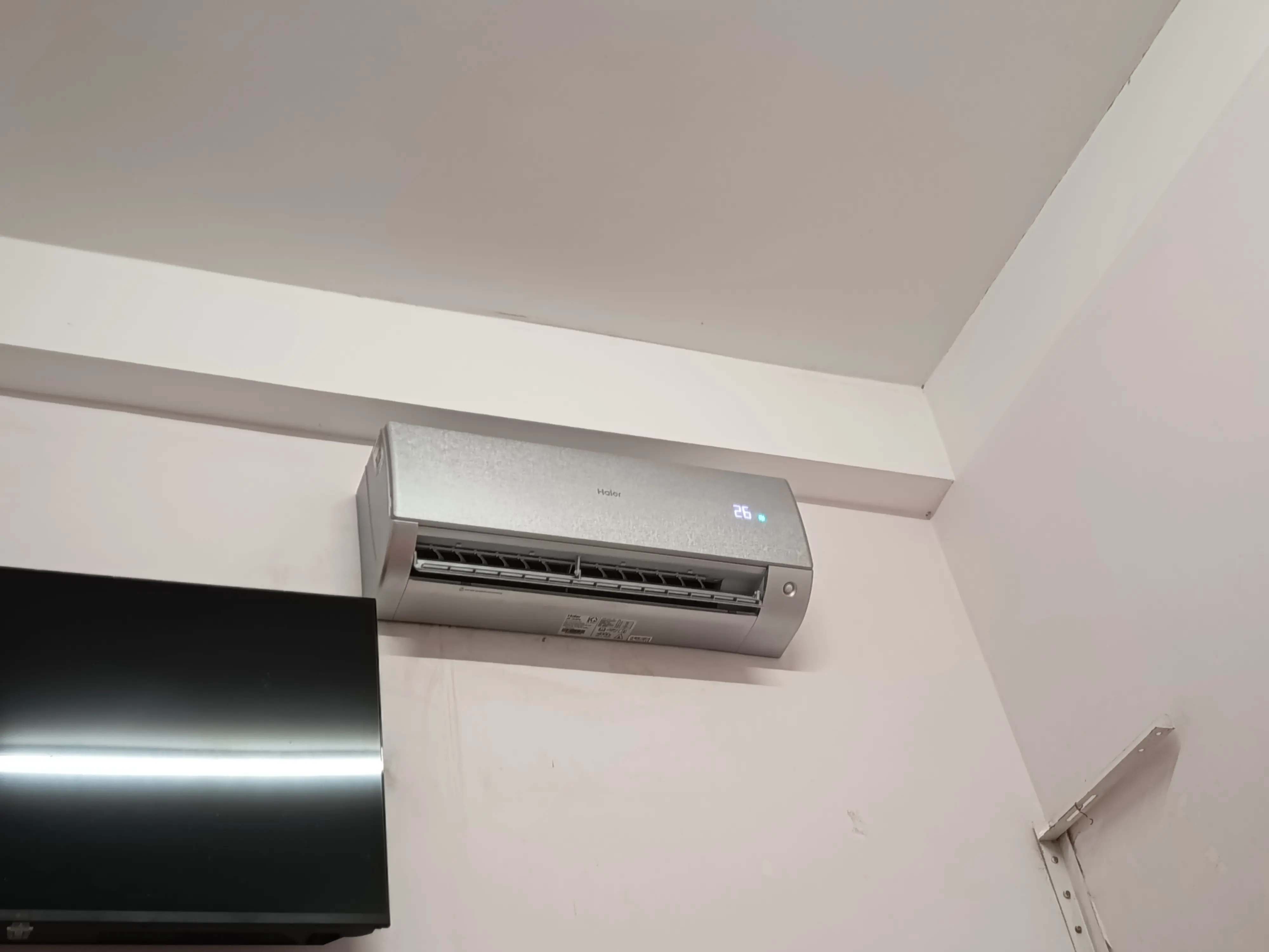 Khách hàng review Máy lạnh Haier Inverter 1.5 HP HR-13VSP 2
