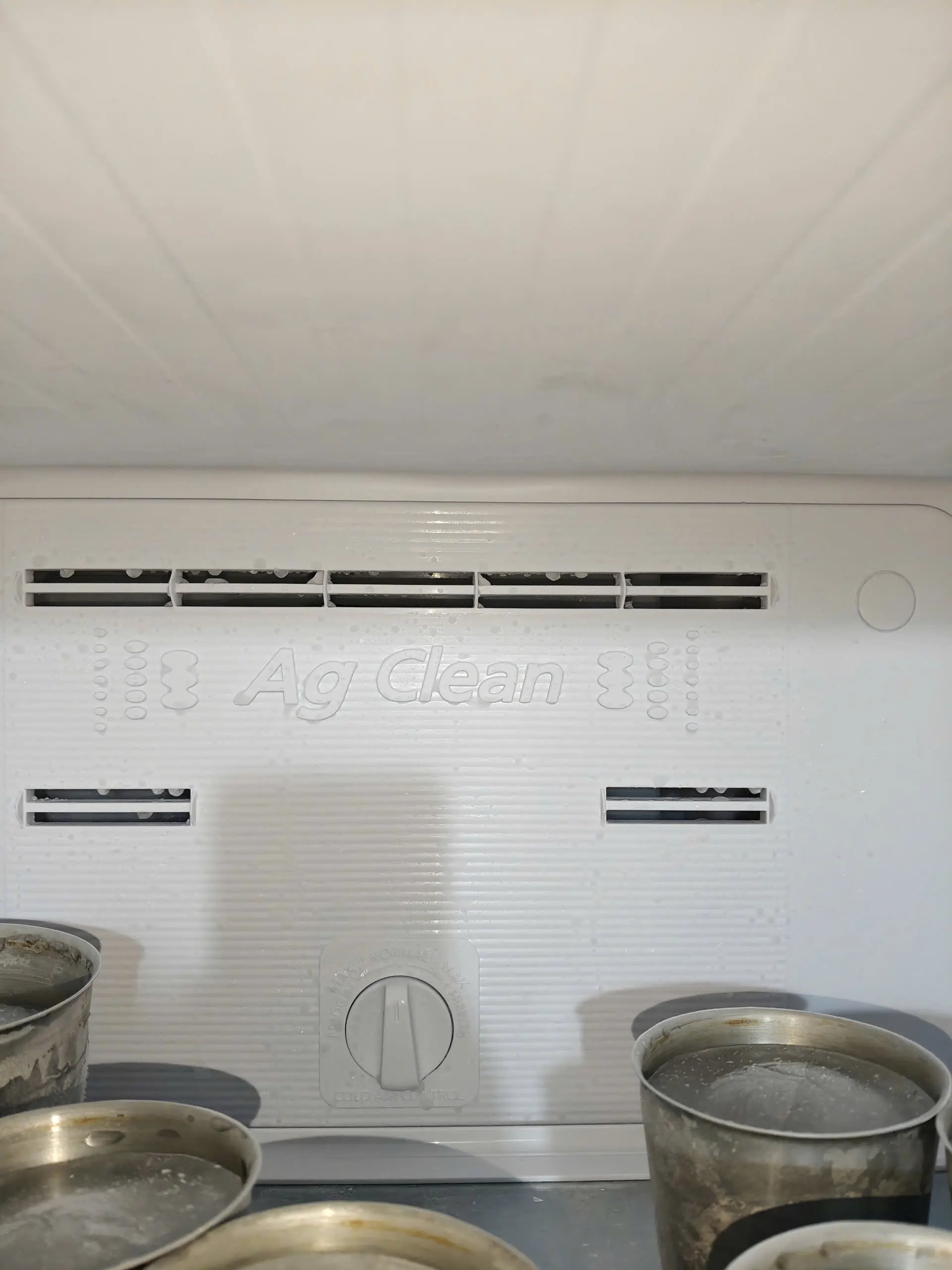 Khách hàng review Tủ lạnh Panasonic Inverter 268 lít NR-TV301VGMV 2