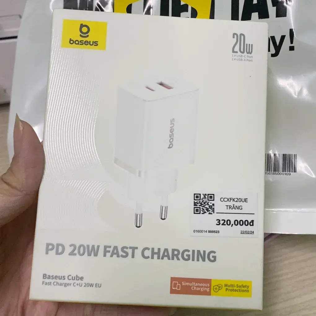 Khách hàng review Sạc nhanh 2 cổng USB Type-C QC3.0 PD 20W Baseus Cube CCXFK20UE 1