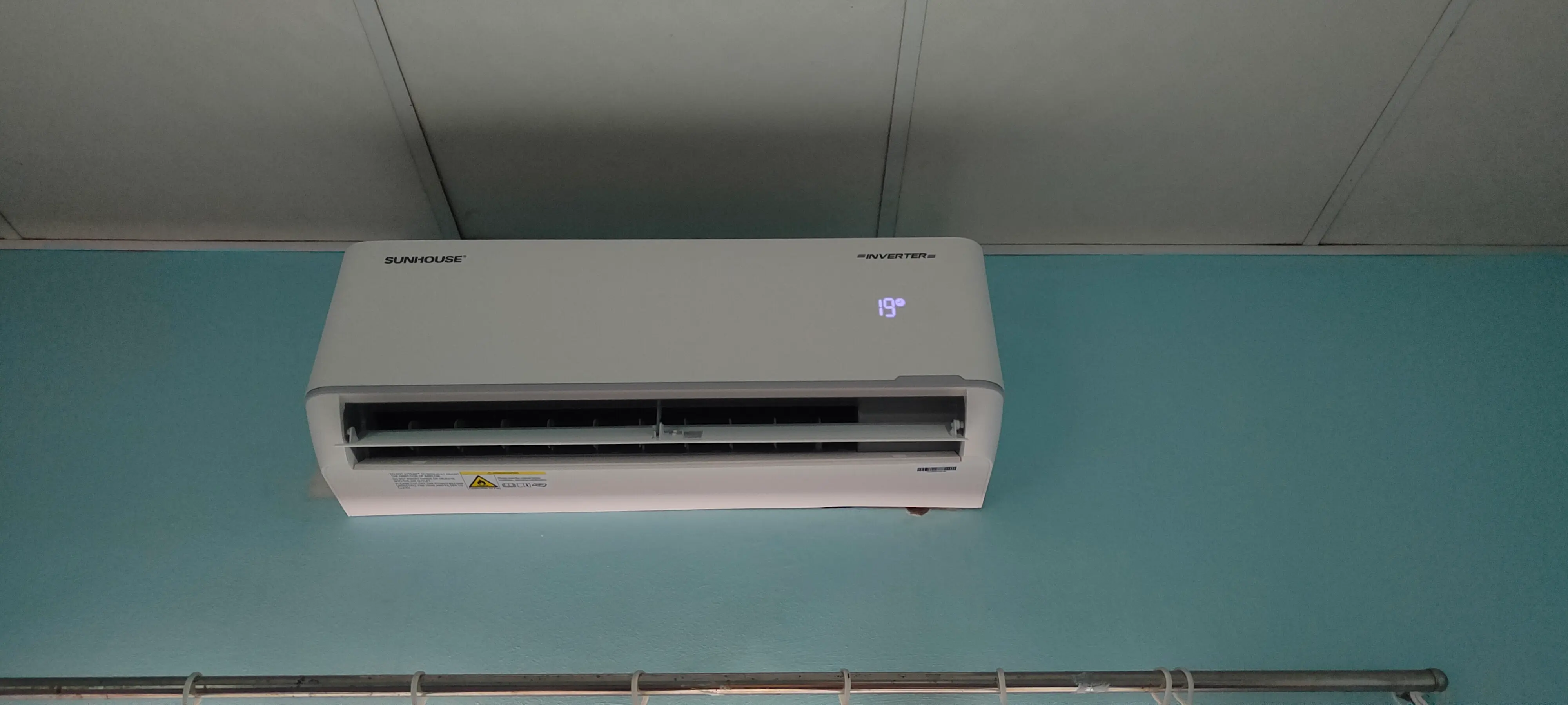 Khách hàng review Máy lạnh Sunhouse Inverter 1.5 HP SHR-AW12IC650 2
