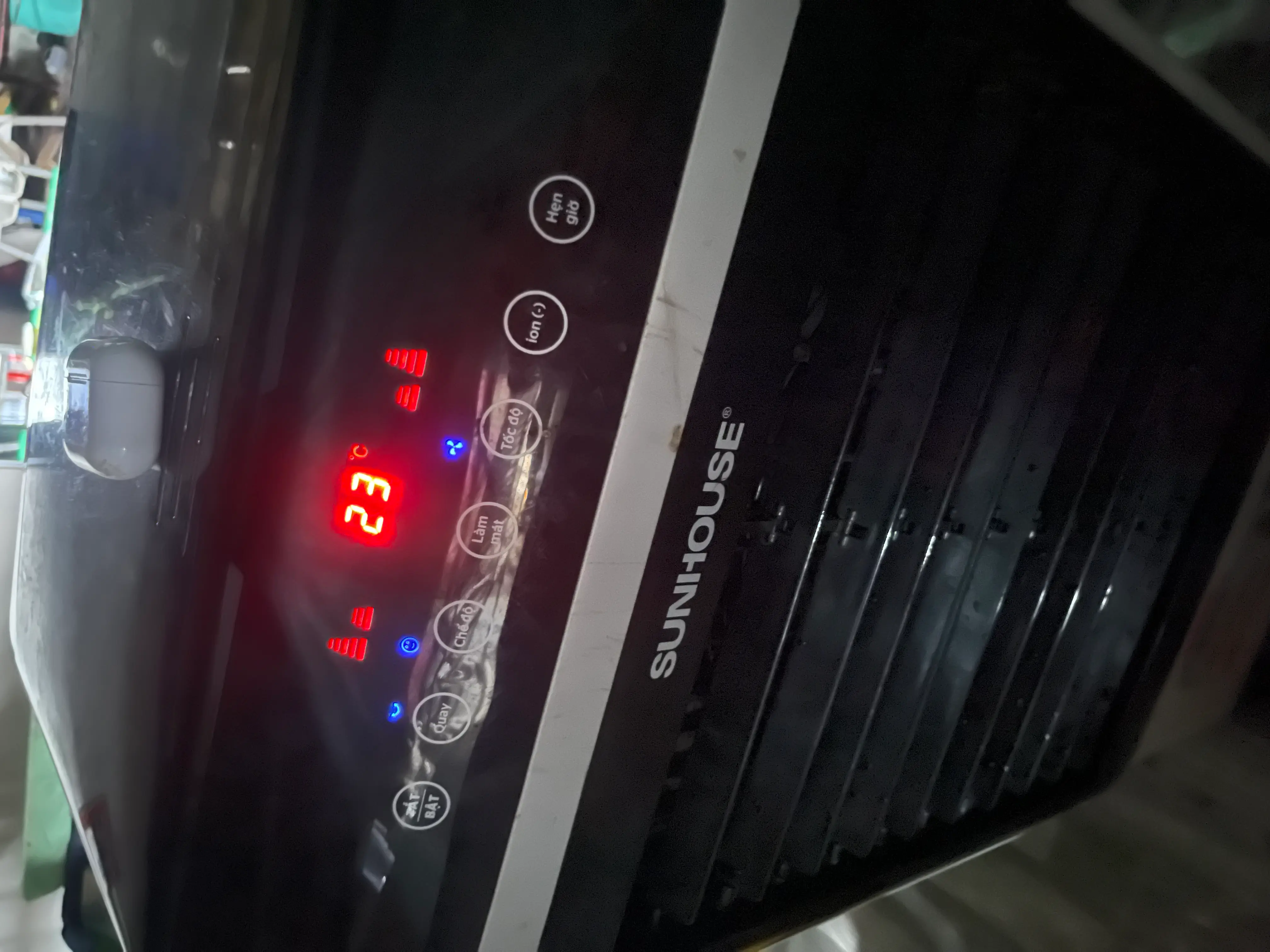 Khách hàng review Quạt điều hòa Sunhouse SHD7727 150W 3