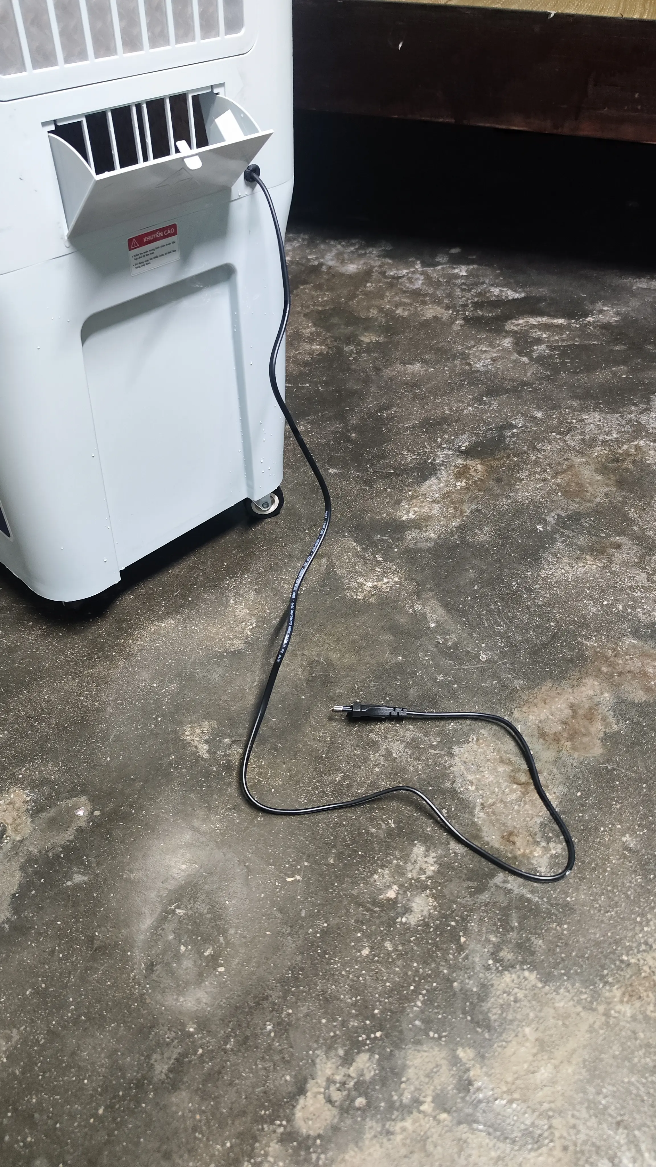 Khách hàng review Quạt điều hòa Hòa Phát HPCF1-033I 100W 4
