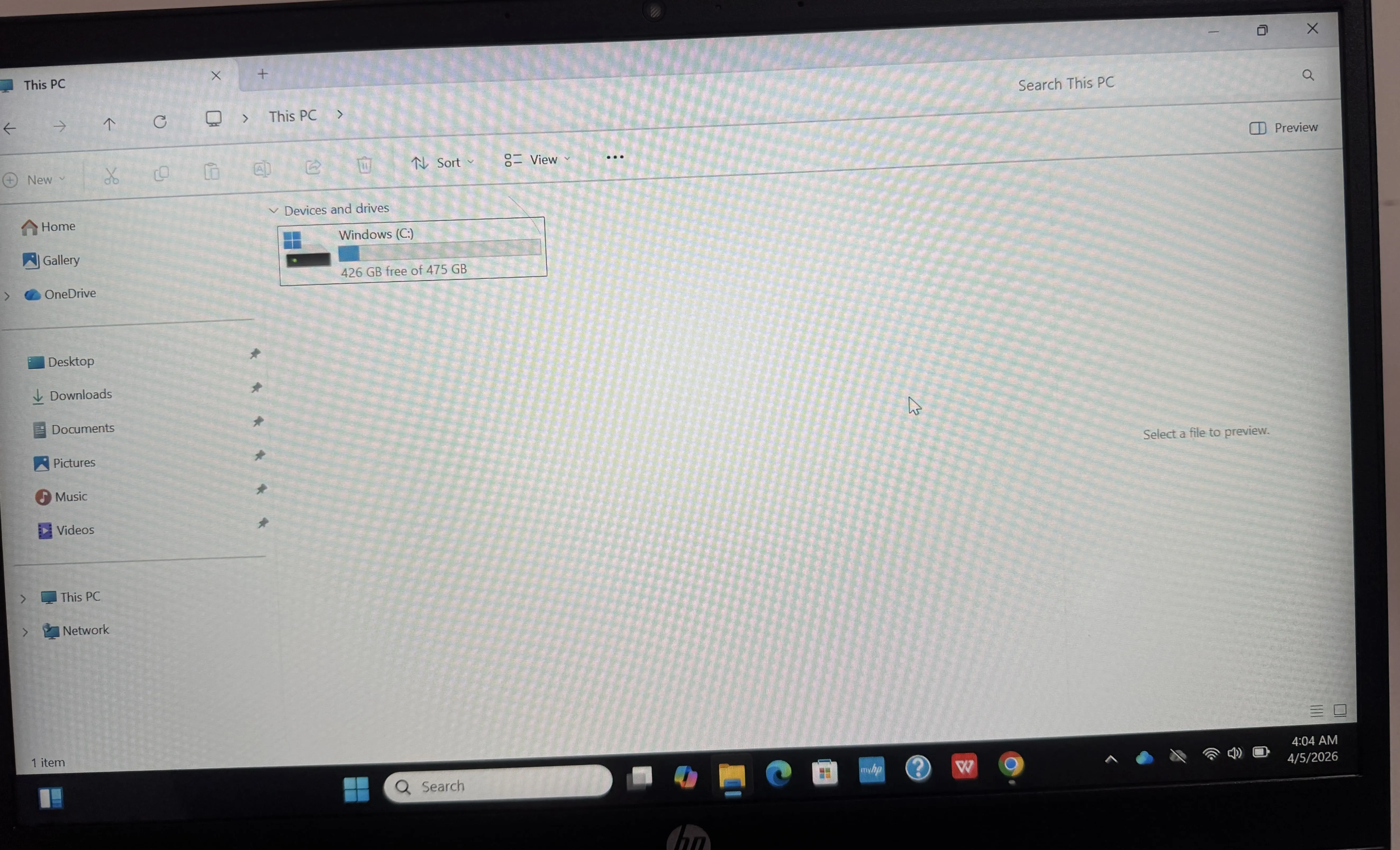 Khách hàng review Laptop HP 240 G10 - B73TJAT (i3 1315U, 8GB, 512GB, Full HD, Win11) 3