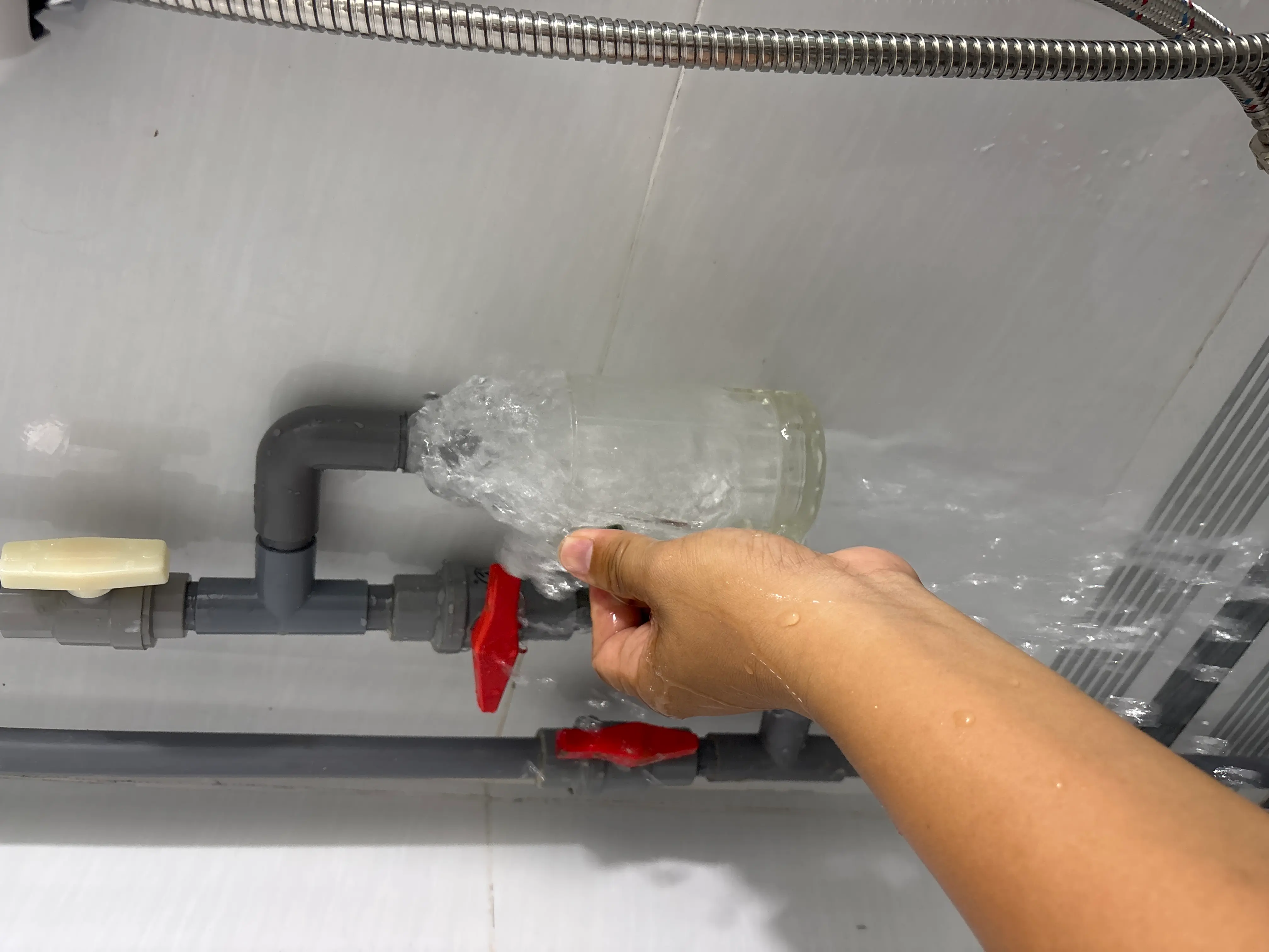 Khách hàng review Máy nước nóng trực tiếp Stiebel Eltron 4500W XGP 45 EC 2