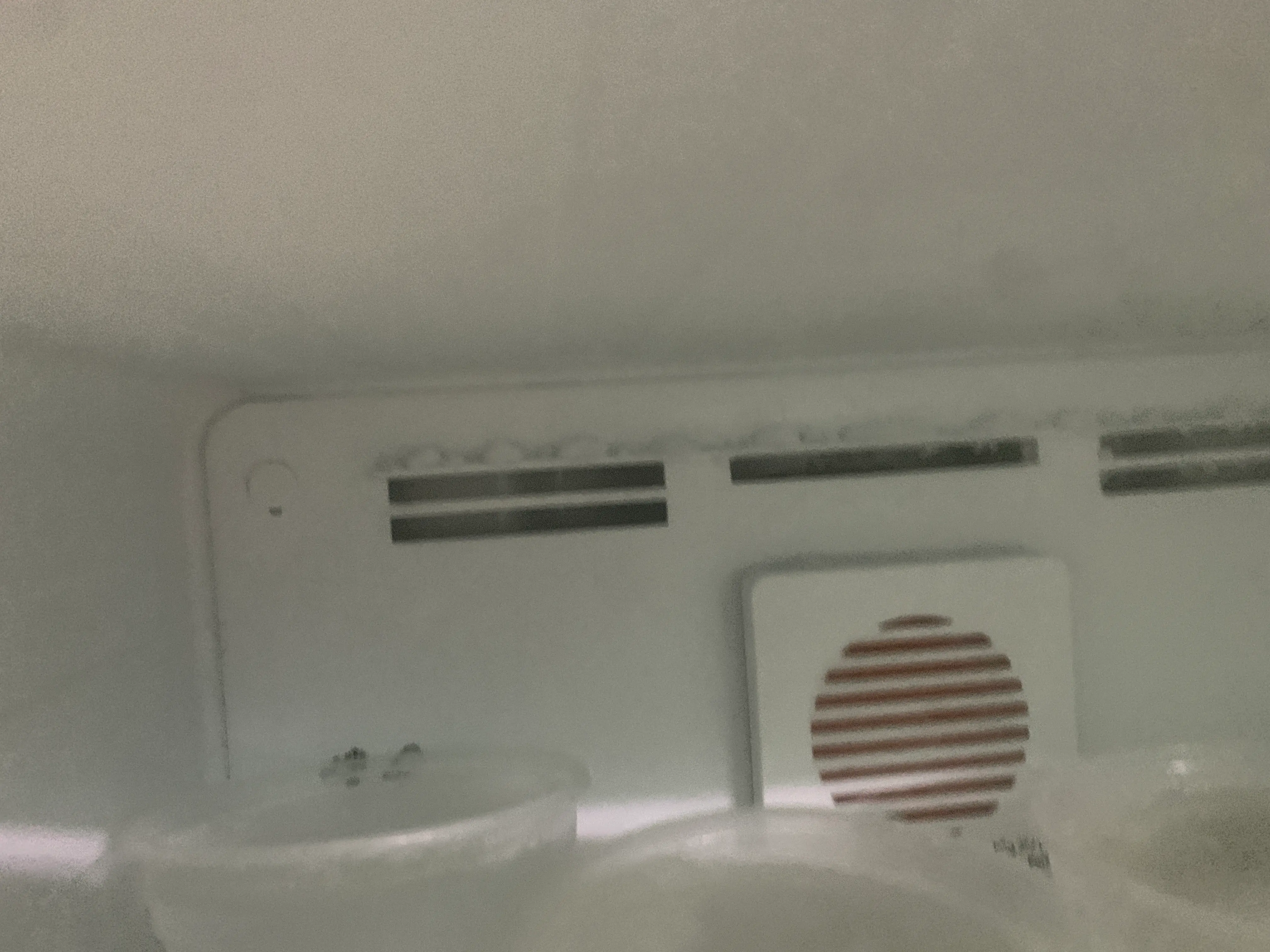 Khách hàng review Tủ lạnh Toshiba Inverter 240 lít GR-RT310WE-PMV(68) 2