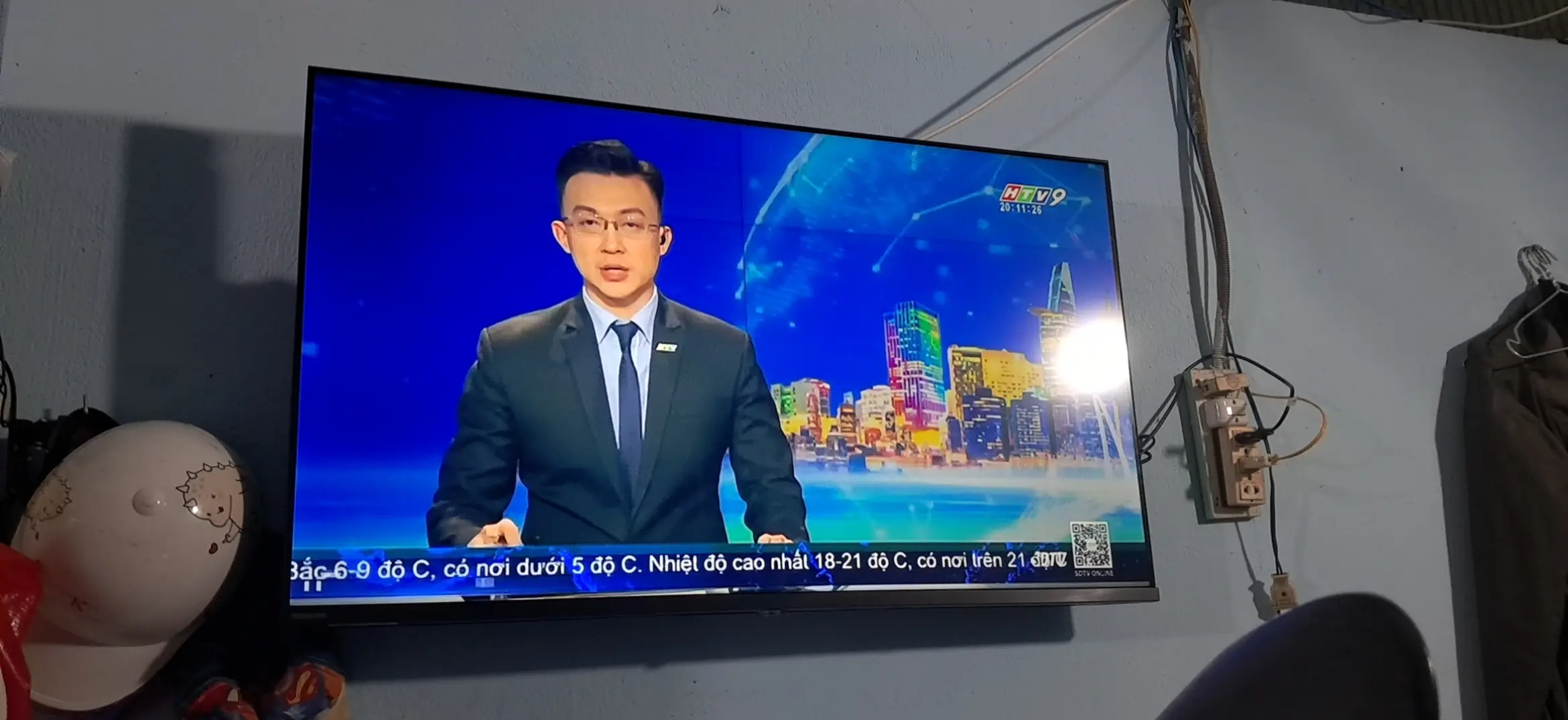 Khách hàng review Smart Tivi Toshiba FHD 43 inch 43V35RP 2