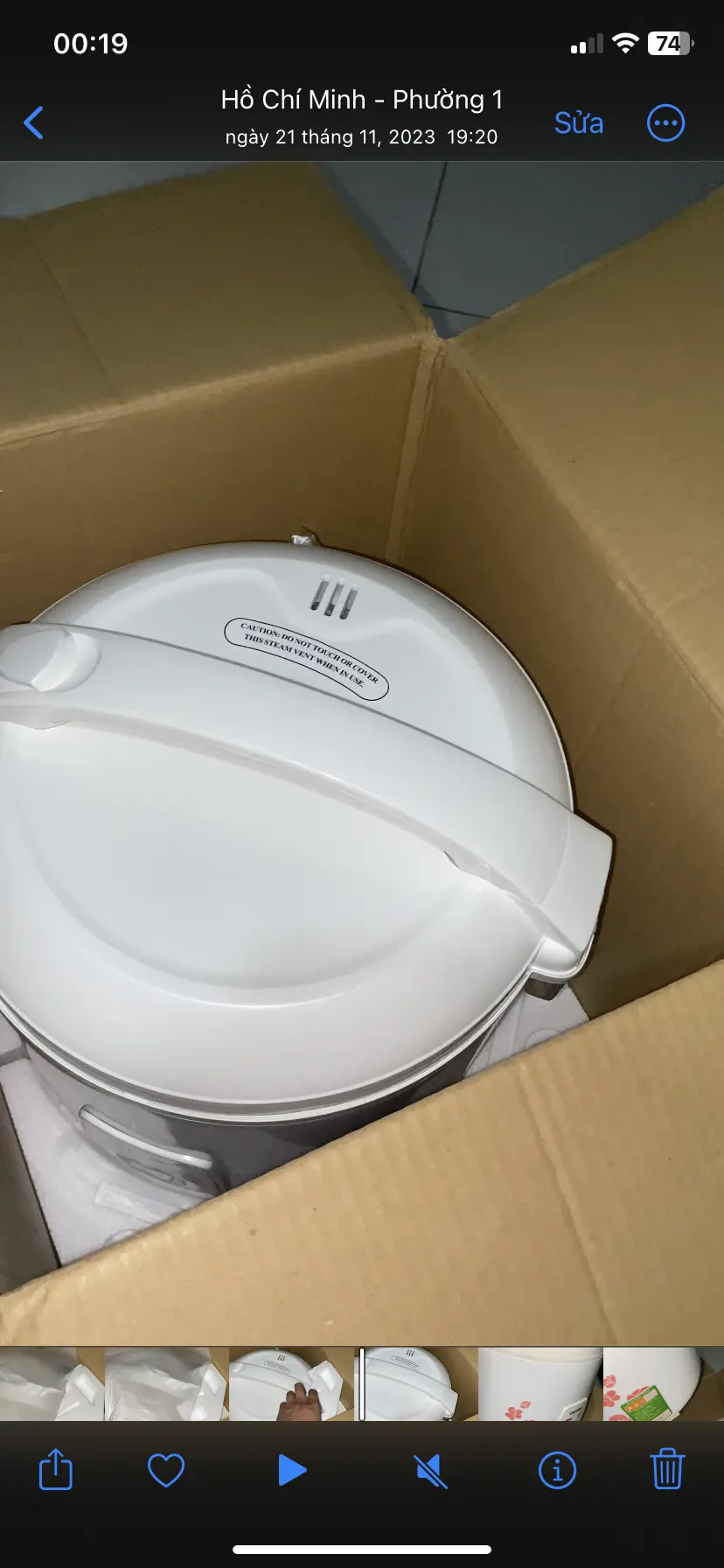 Khách hàng review Nồi cơm nắp gài Comfee 1.8 lít CR-CM1820(C) 3