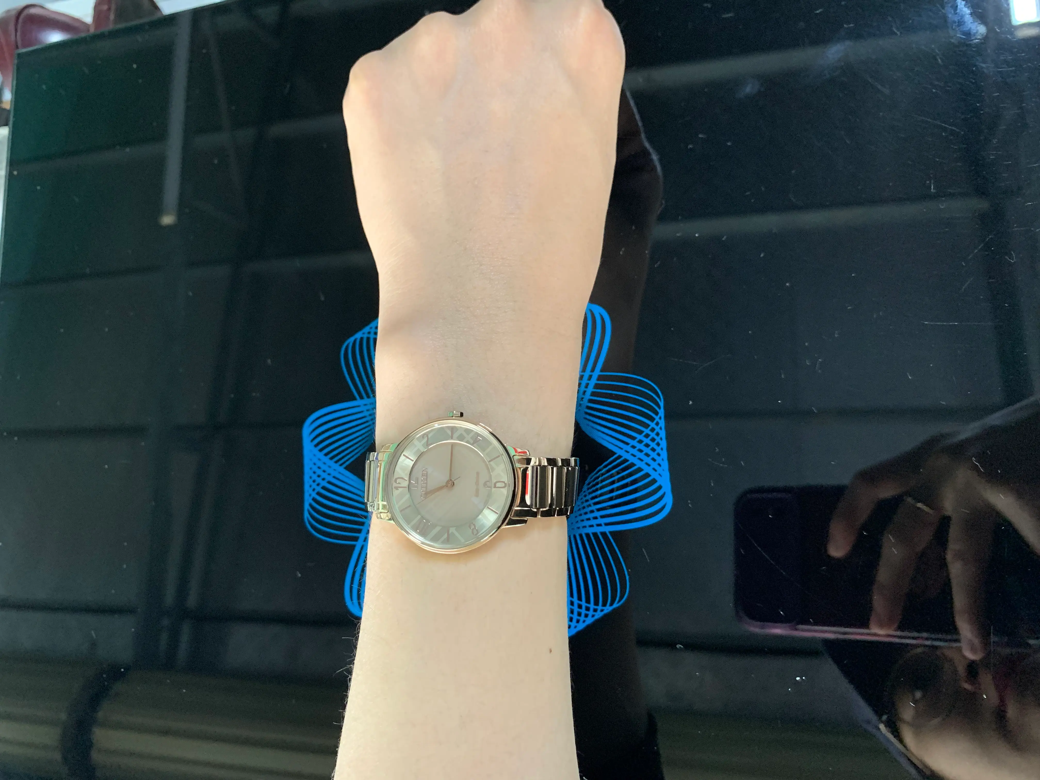 Khách hàng review Đồng hồ CITIZEN 30.8 mm Nữ EM0523-86P 2