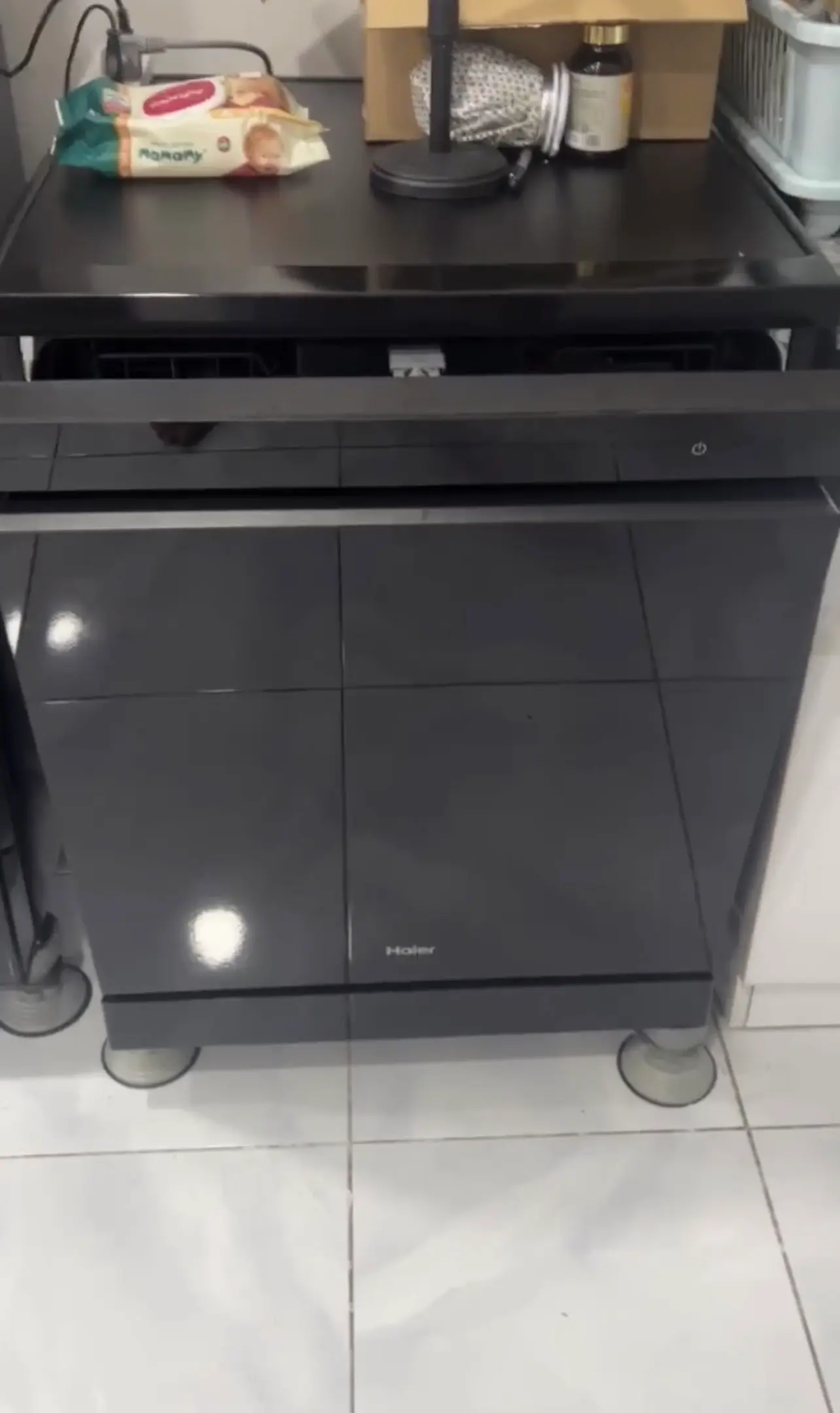 Khách hàng review Máy rửa chén độc lập Haier HDWA18-686BK5VN 1