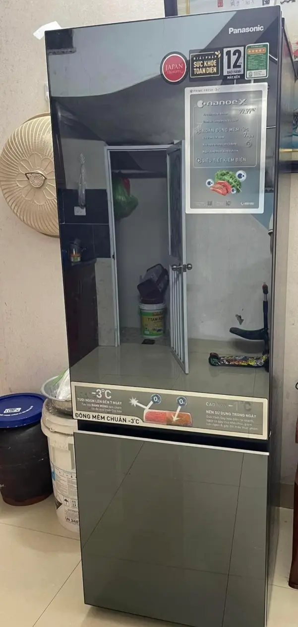 Khách hàng review Tủ lạnh Panasonic Inverter 325 lít NR-BC361VGMV 22