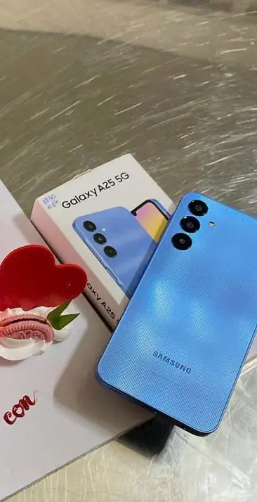 Khách hàng review Điện thoại Samsung Galaxy A25 5G 8GB/128GB 1