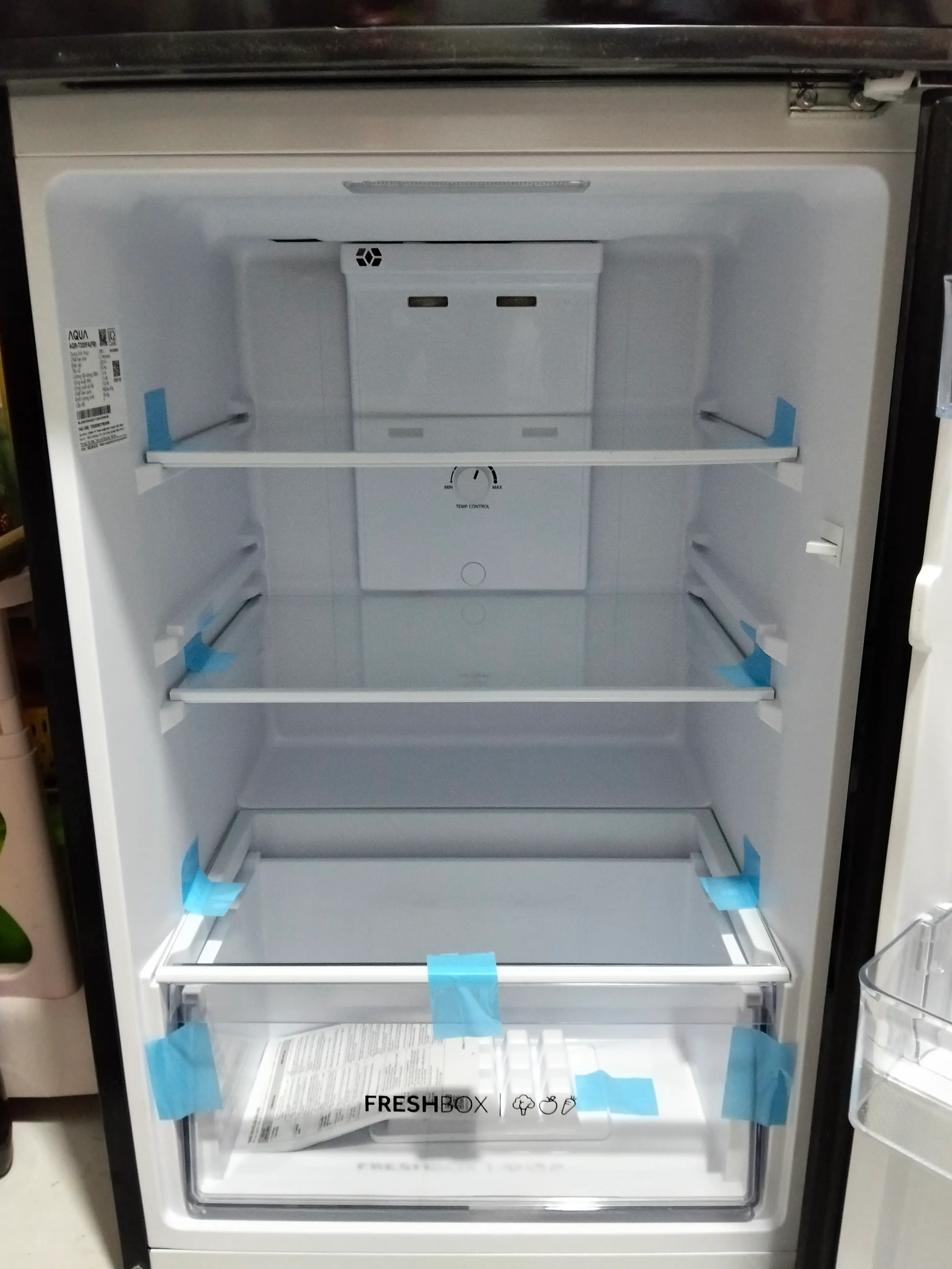 Khách hàng review Tủ lạnh Aqua Inverter 189 lít AQR-T220FA(FB) 4