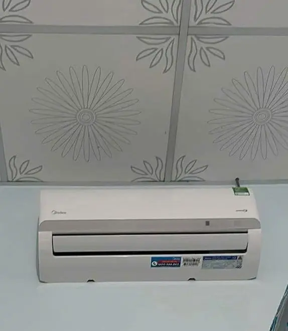 Khách hàng review Máy lạnh Midea Inverter 1 HP MAFA-09CDN8 12