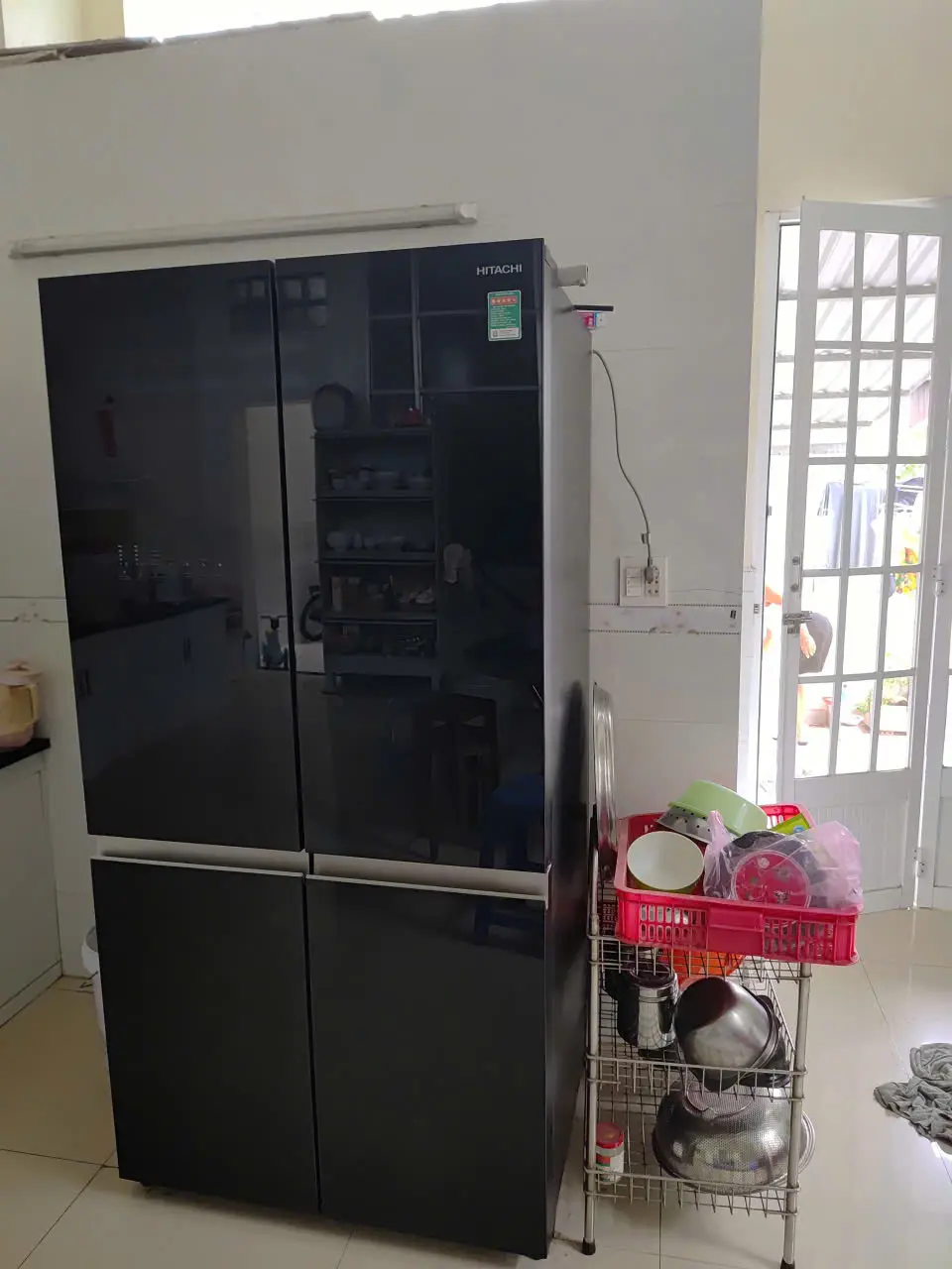 Khách hàng review Tủ lạnh Hitachi Inverter 569 lít Multi Door R-WB640VGV0 GBK 3