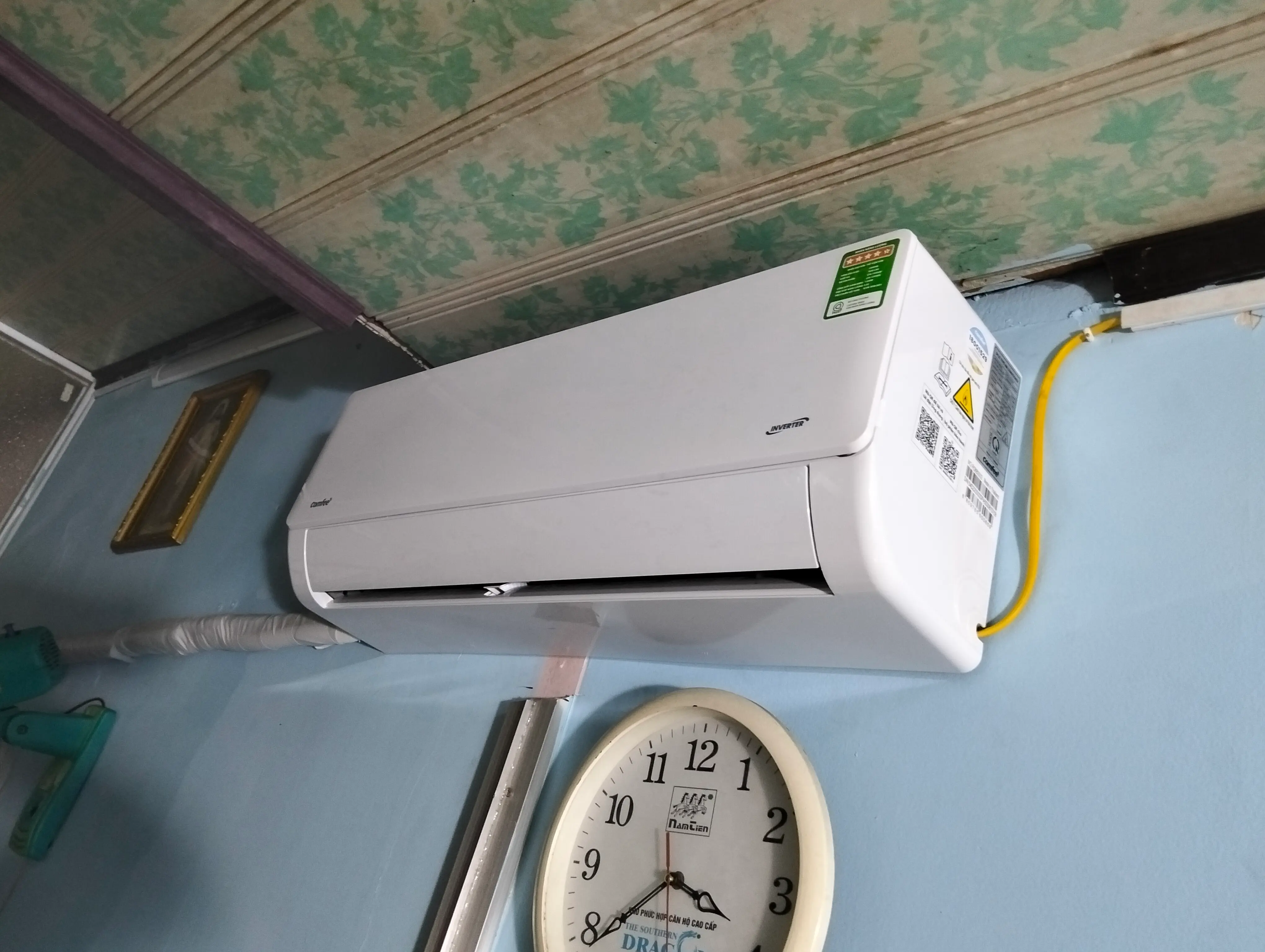 Khách hàng review Máy lạnh Comfee Inverter 1.5 HP CFS-13VGDF 2