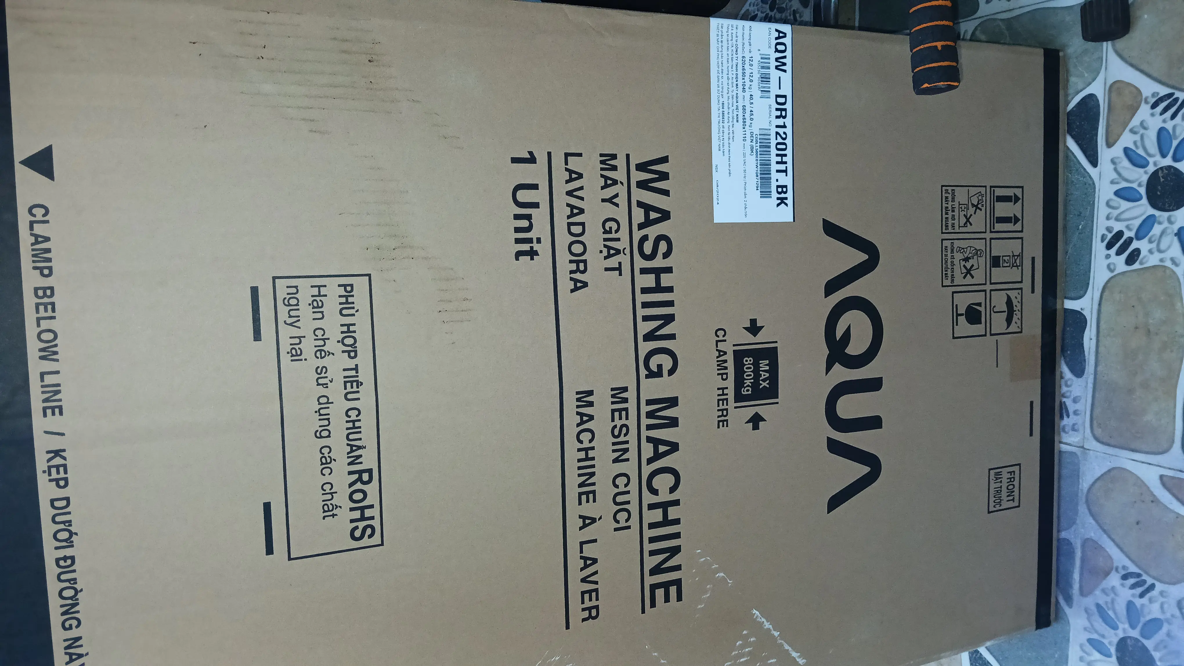 Khách hàng review Máy giặt Aqua Inverter 12 kg AQW-DR120HT BK 2