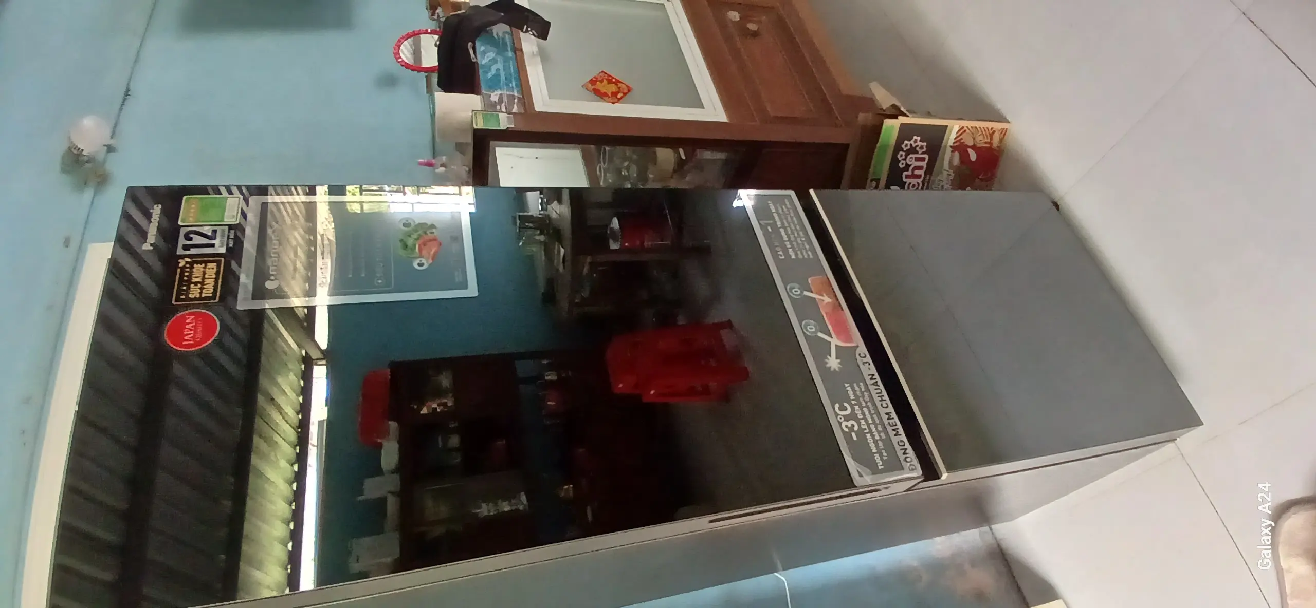 Khách hàng review Tủ lạnh Panasonic Inverter 325 lít NR-BC361VGMV 29