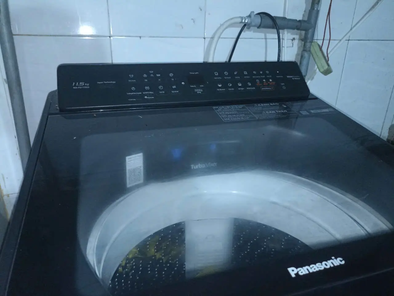 Khách hàng review Máy giặt Panasonic Inverter 11.5 Kg NA-FD115V3BV 1