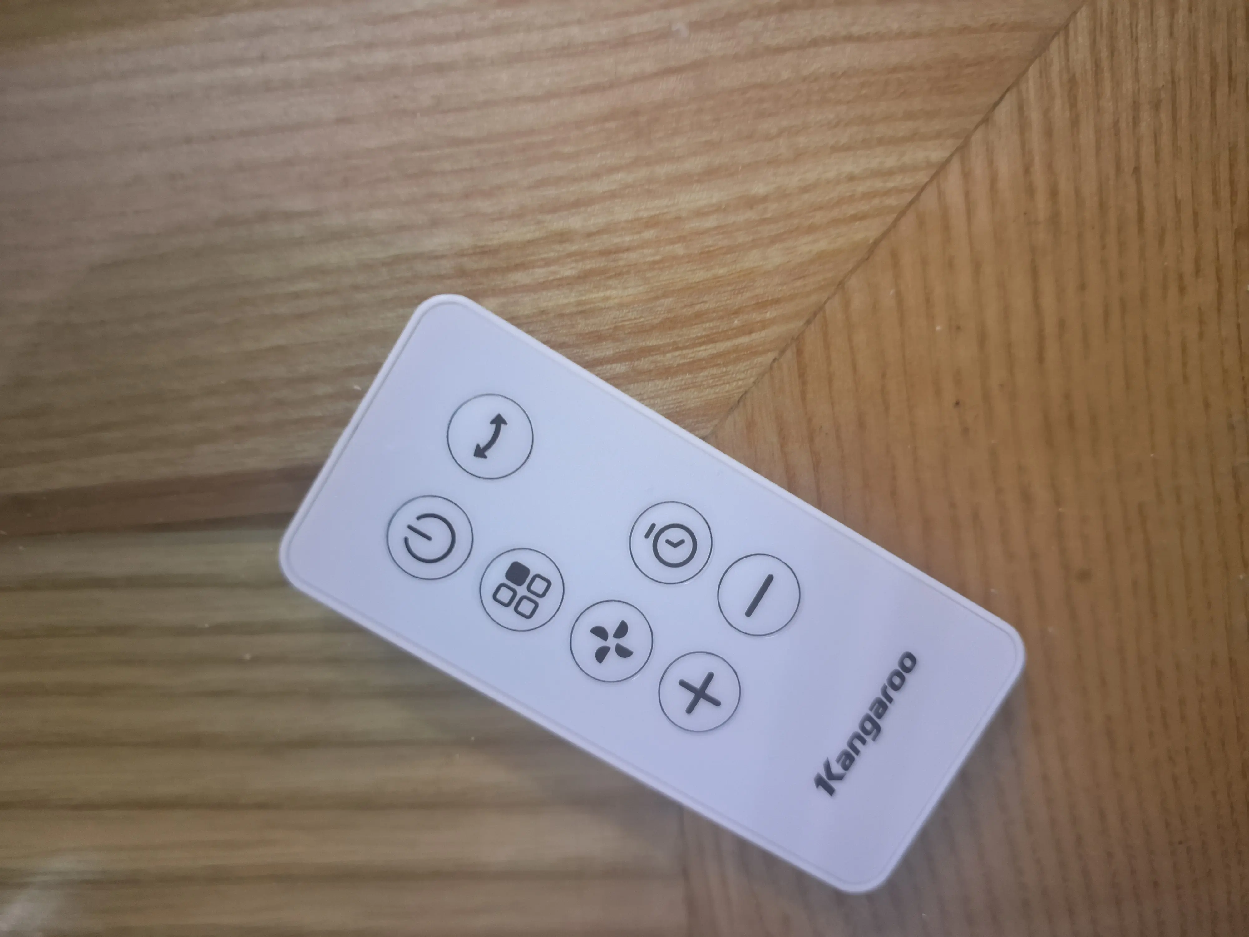 Khách hàng review Quạt đứng Kangaroo 9 cánh KG729 33W 4