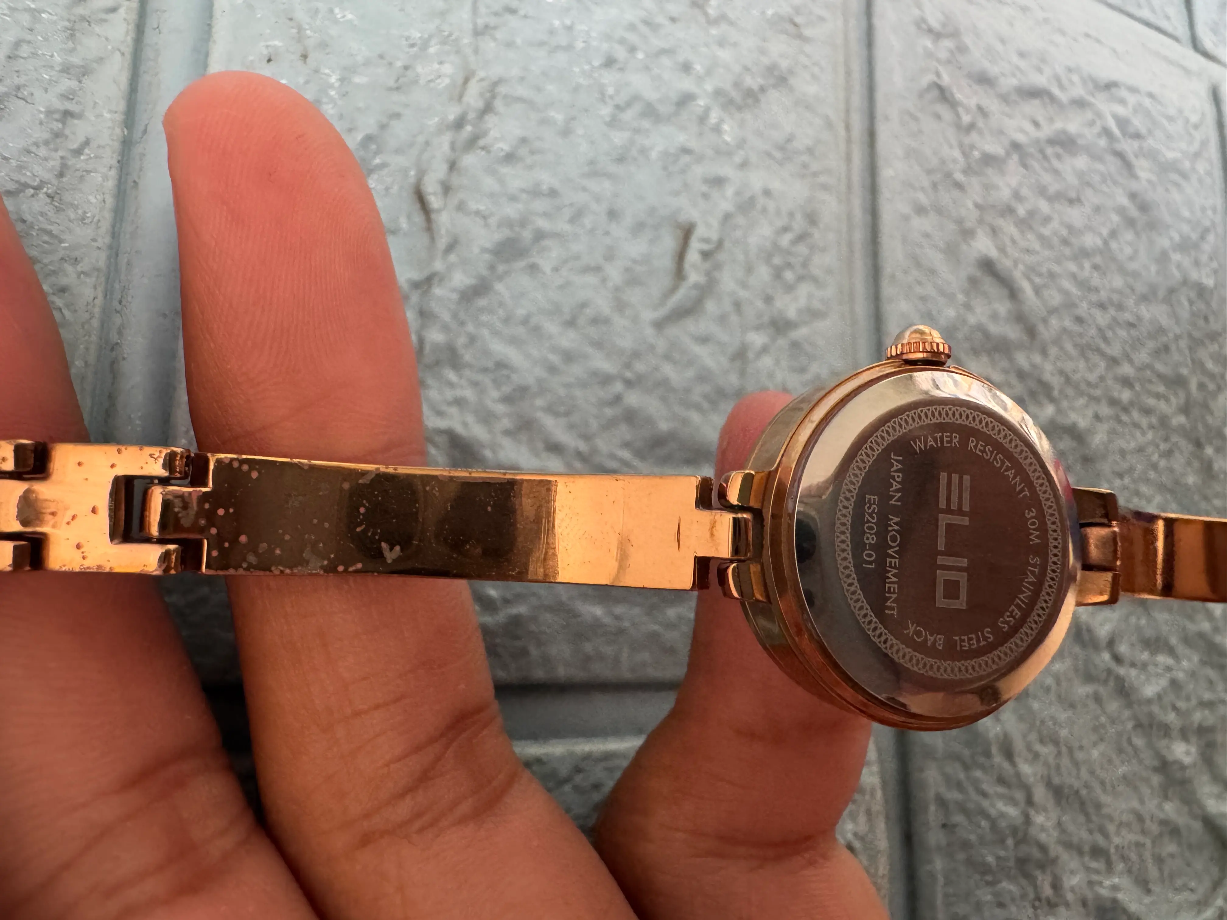 Khách hàng review Đồng hồ Elio 23 mm Nữ ES208-01 1